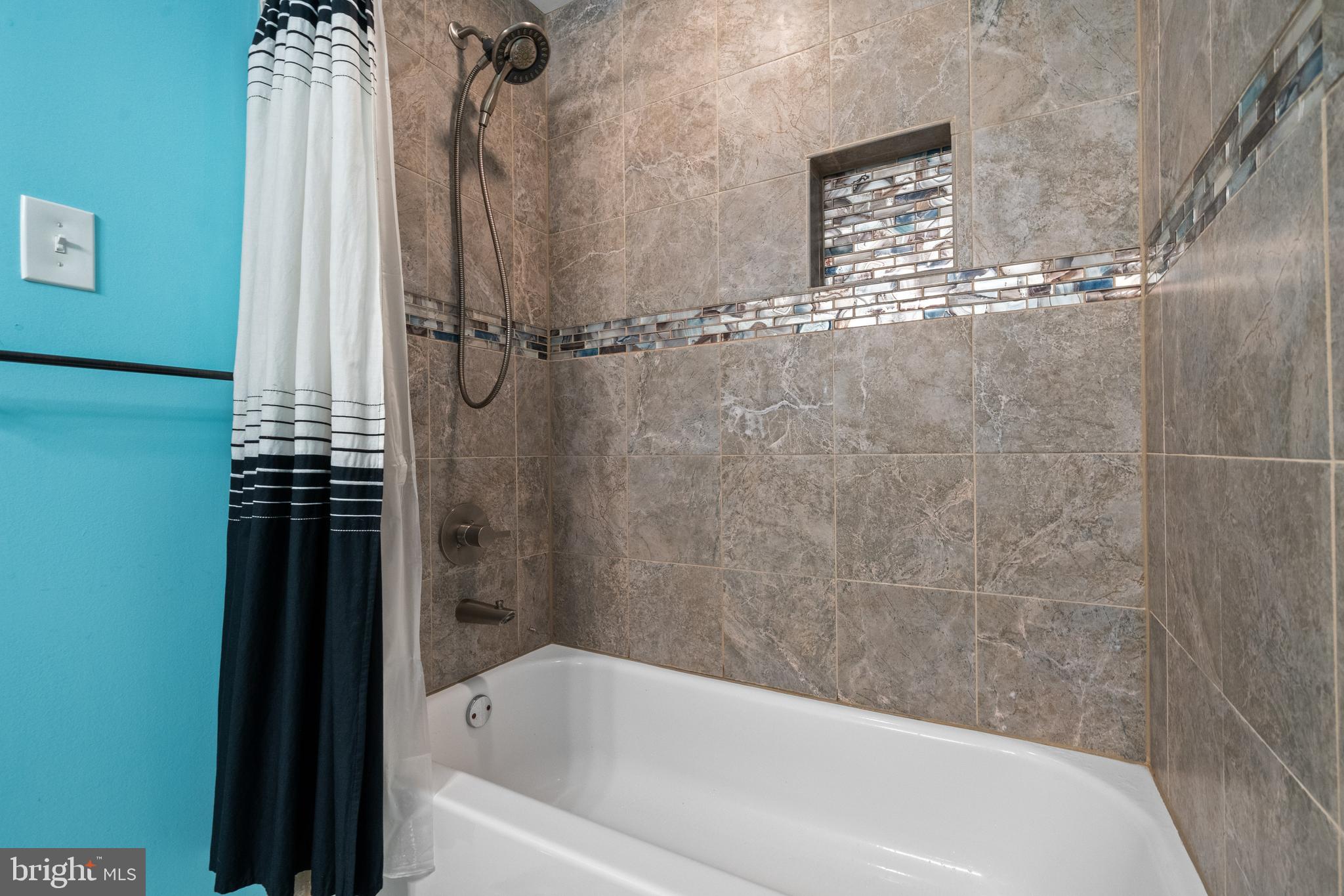 WILLOW WOODS - Residential