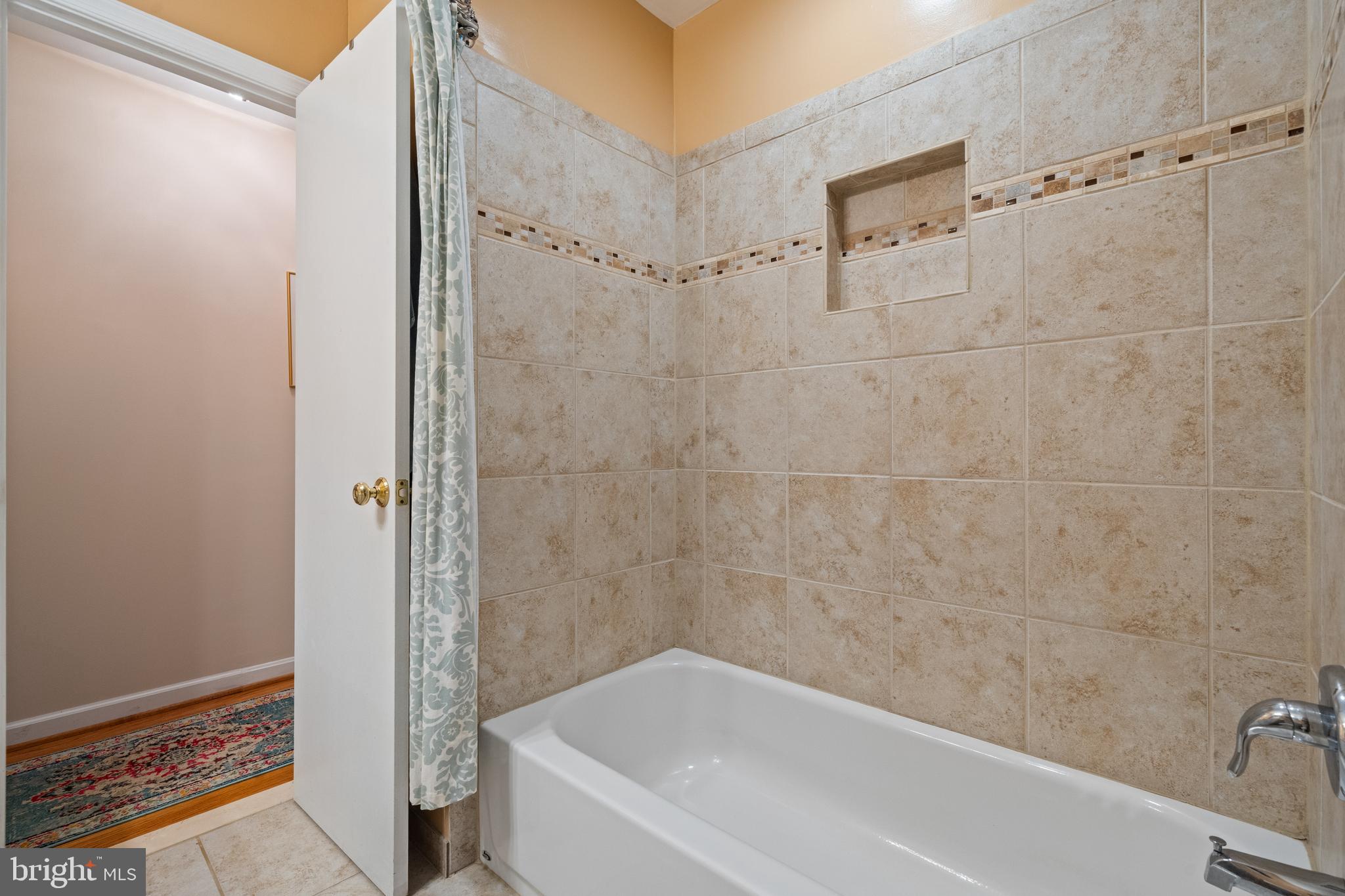 WILLOW WOODS - Residential