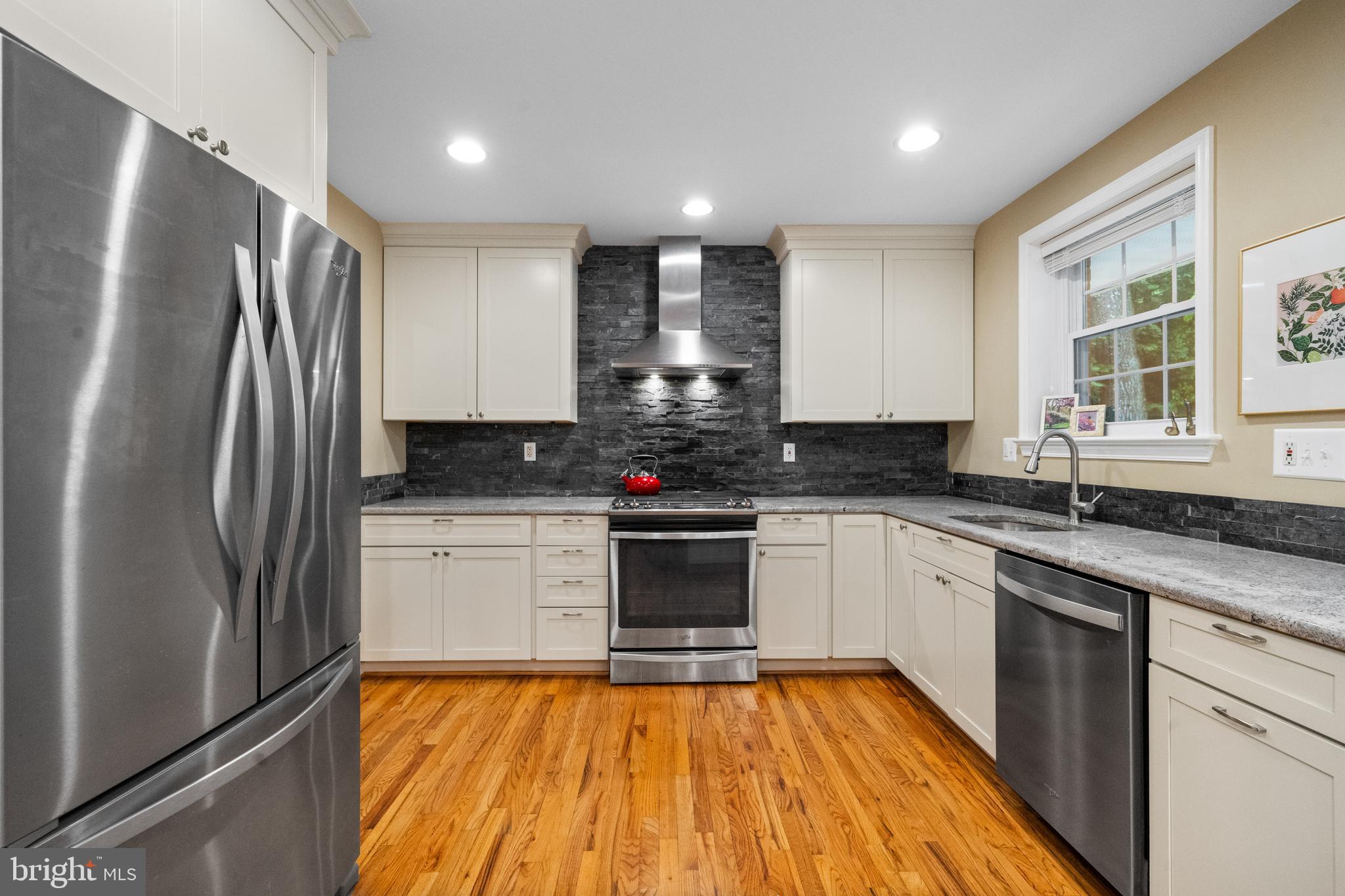 WILLOW WOODS - Residential