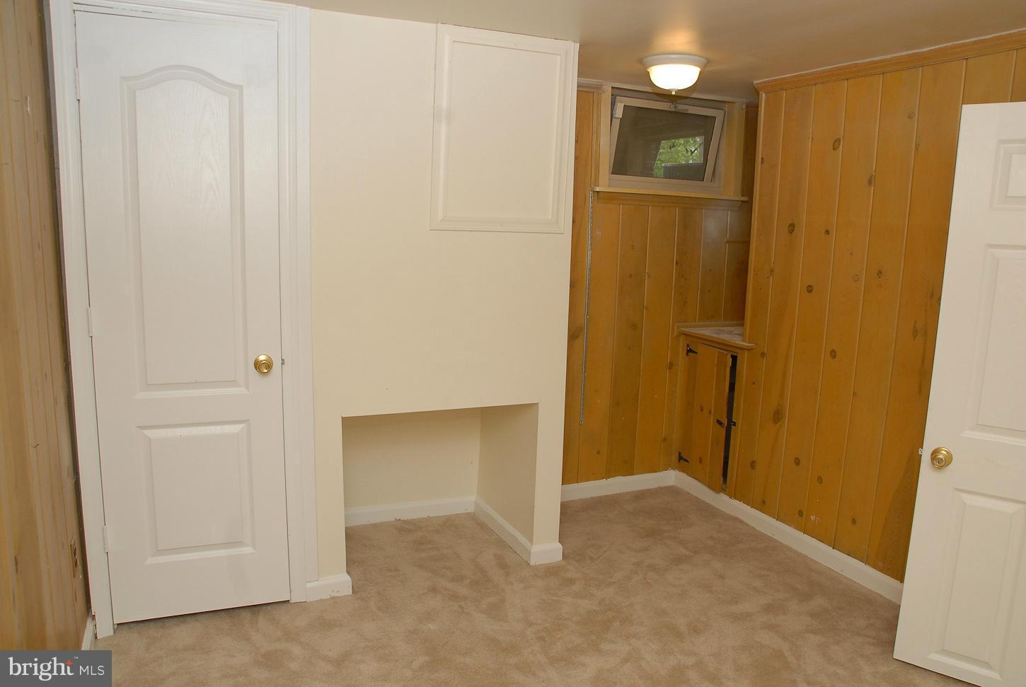 ANNALEE HEIGHTS - Residential