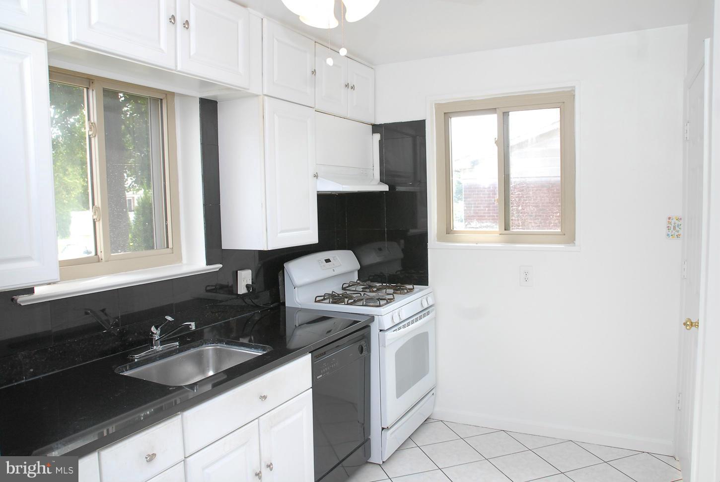 ANNALEE HEIGHTS - Residential