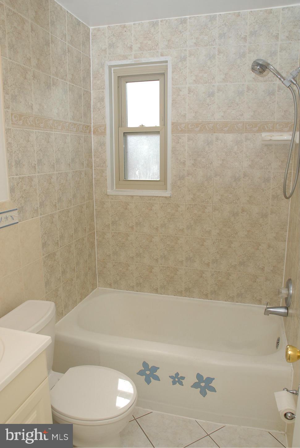 ANNALEE HEIGHTS - Residential