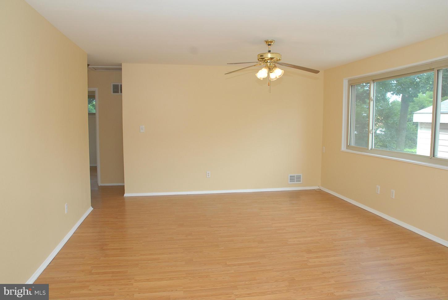 ANNALEE HEIGHTS - Residential