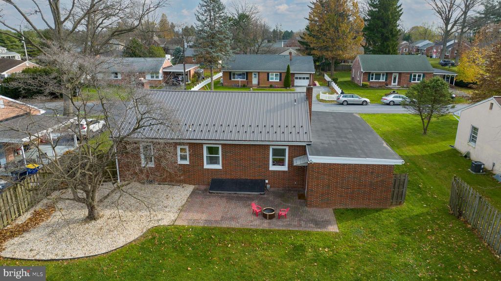 Photo of 148 IRIS DR, LANCASTER, PA 17602 (MLS # PALA2027898)