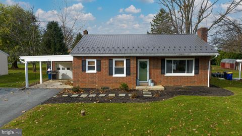 Photo of 148 IRIS DR, LANCASTER, PA 17602 (MLS # PALA2027898)