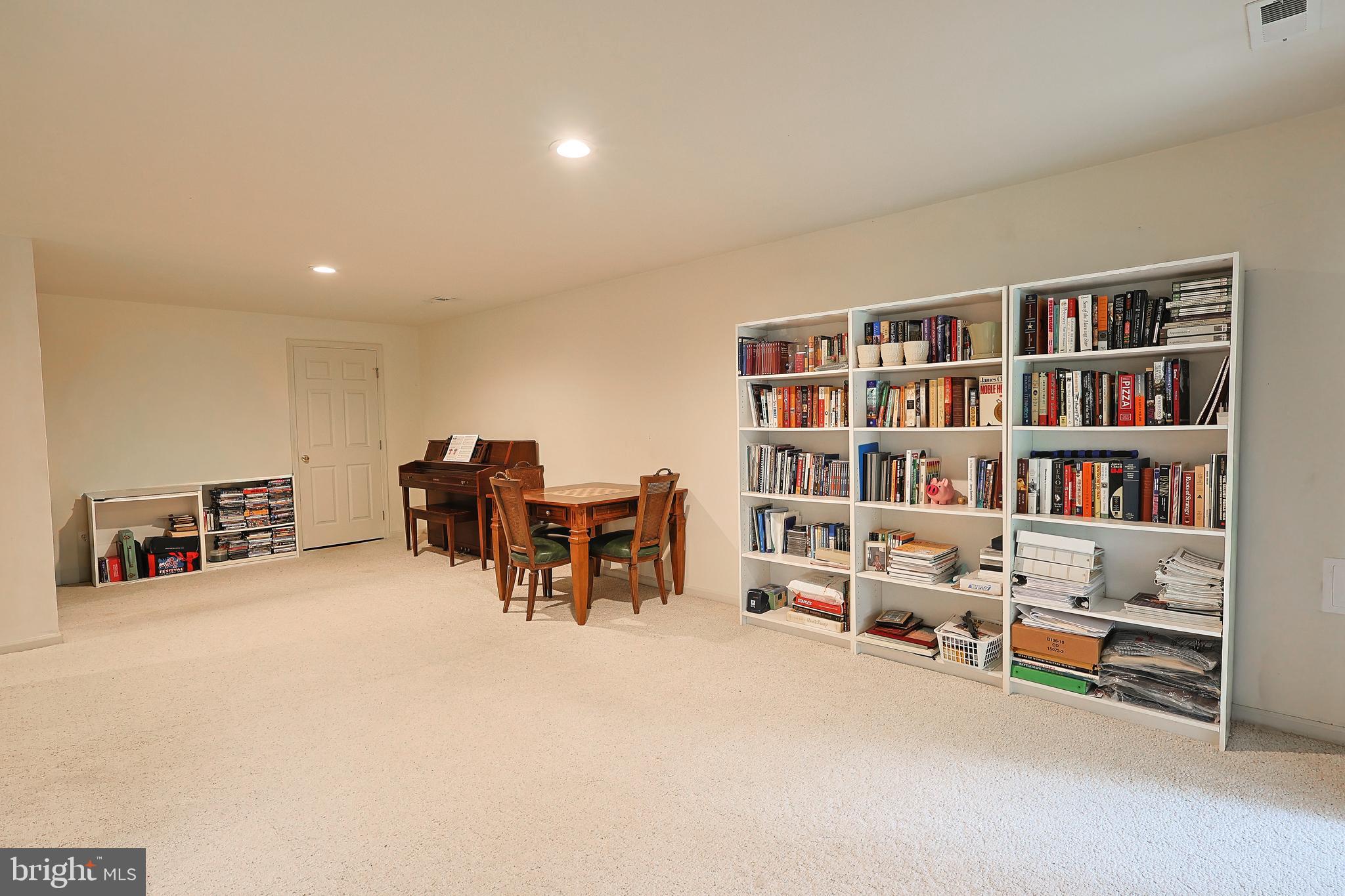 HERITAGE HILLS - Residential