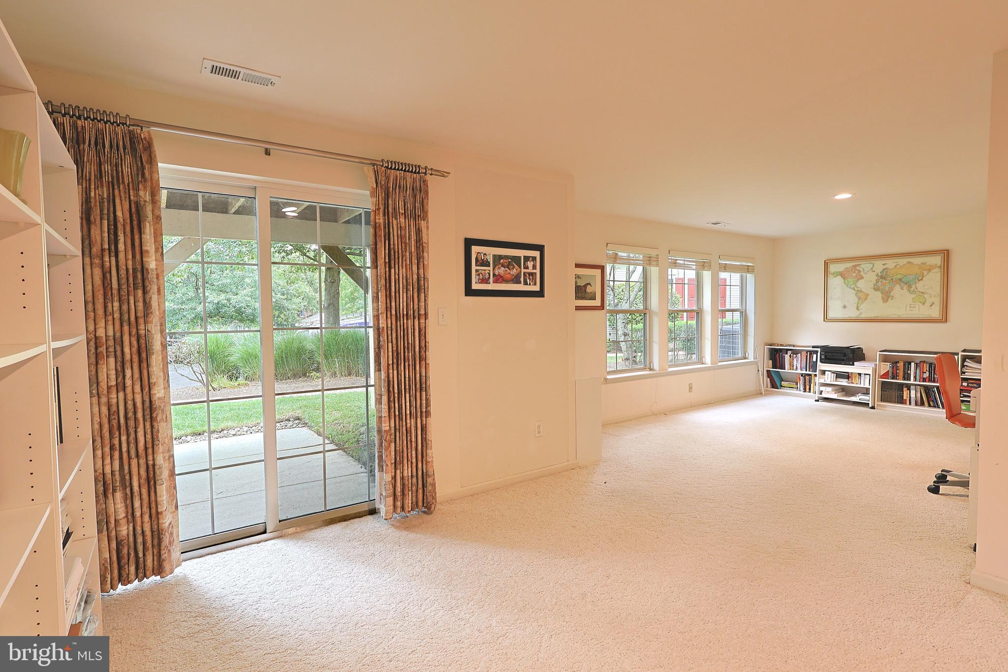 HERITAGE HILLS - Residential