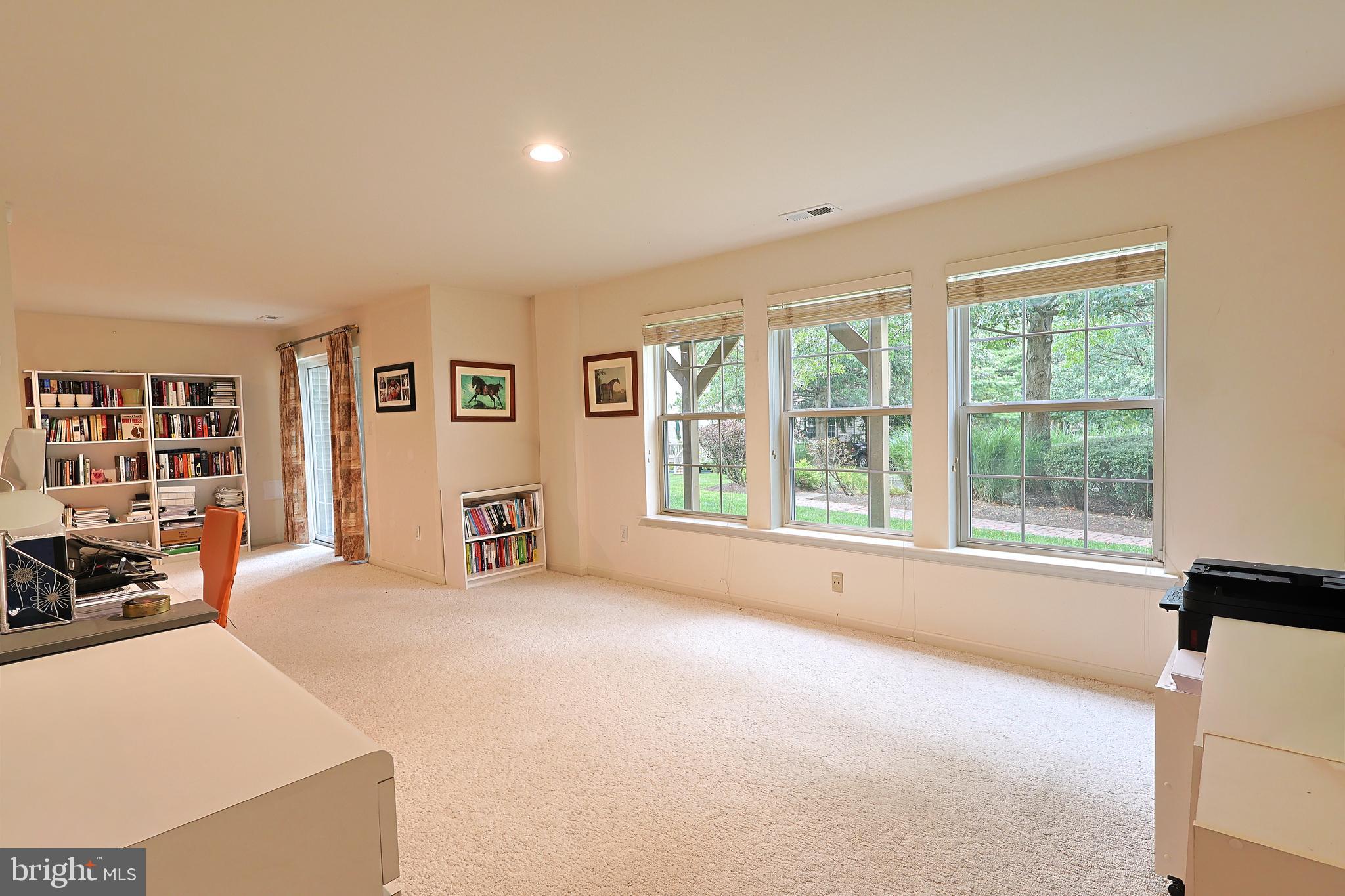 HERITAGE HILLS - Residential