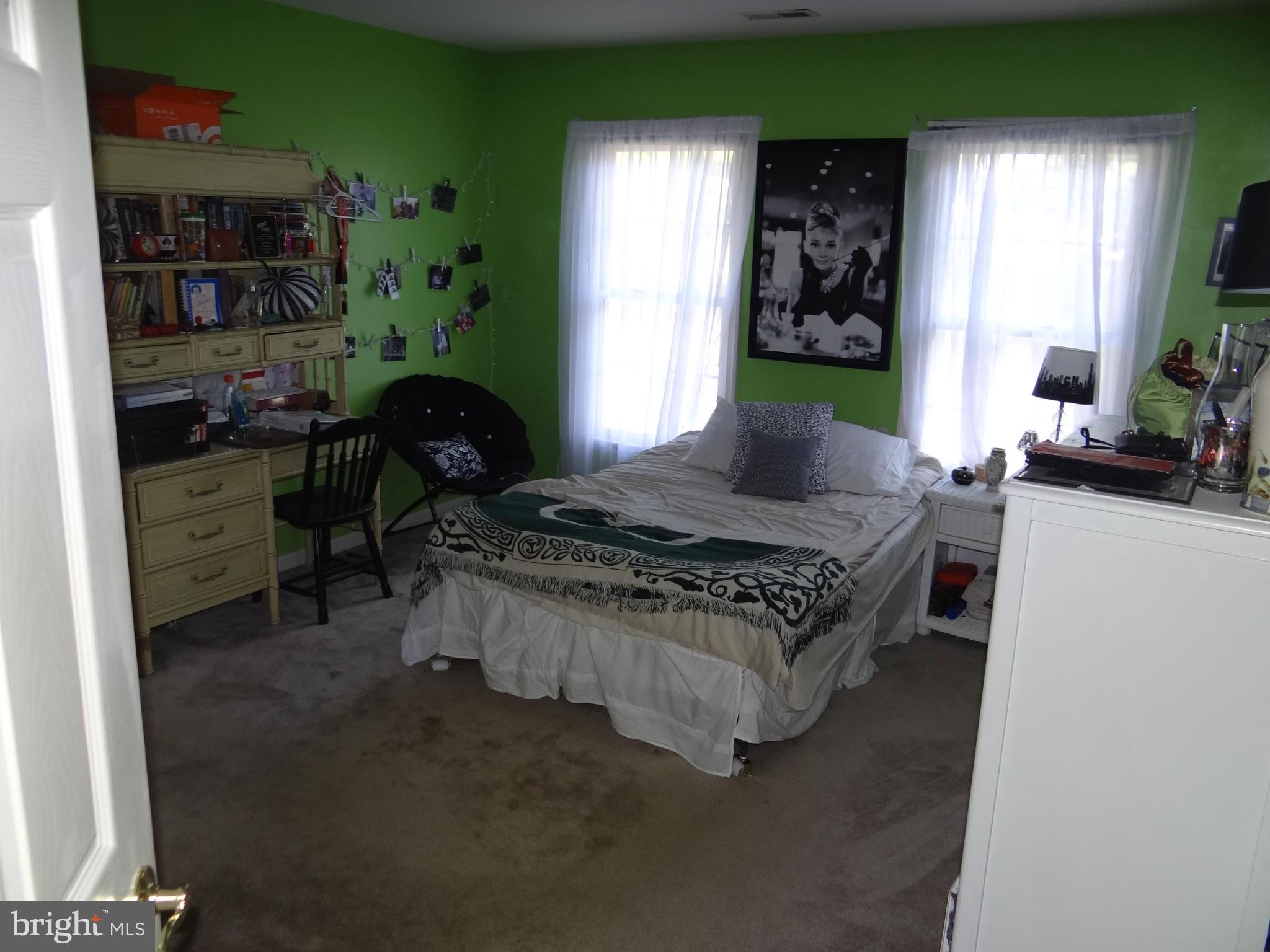 LEE'S HILL - Residential