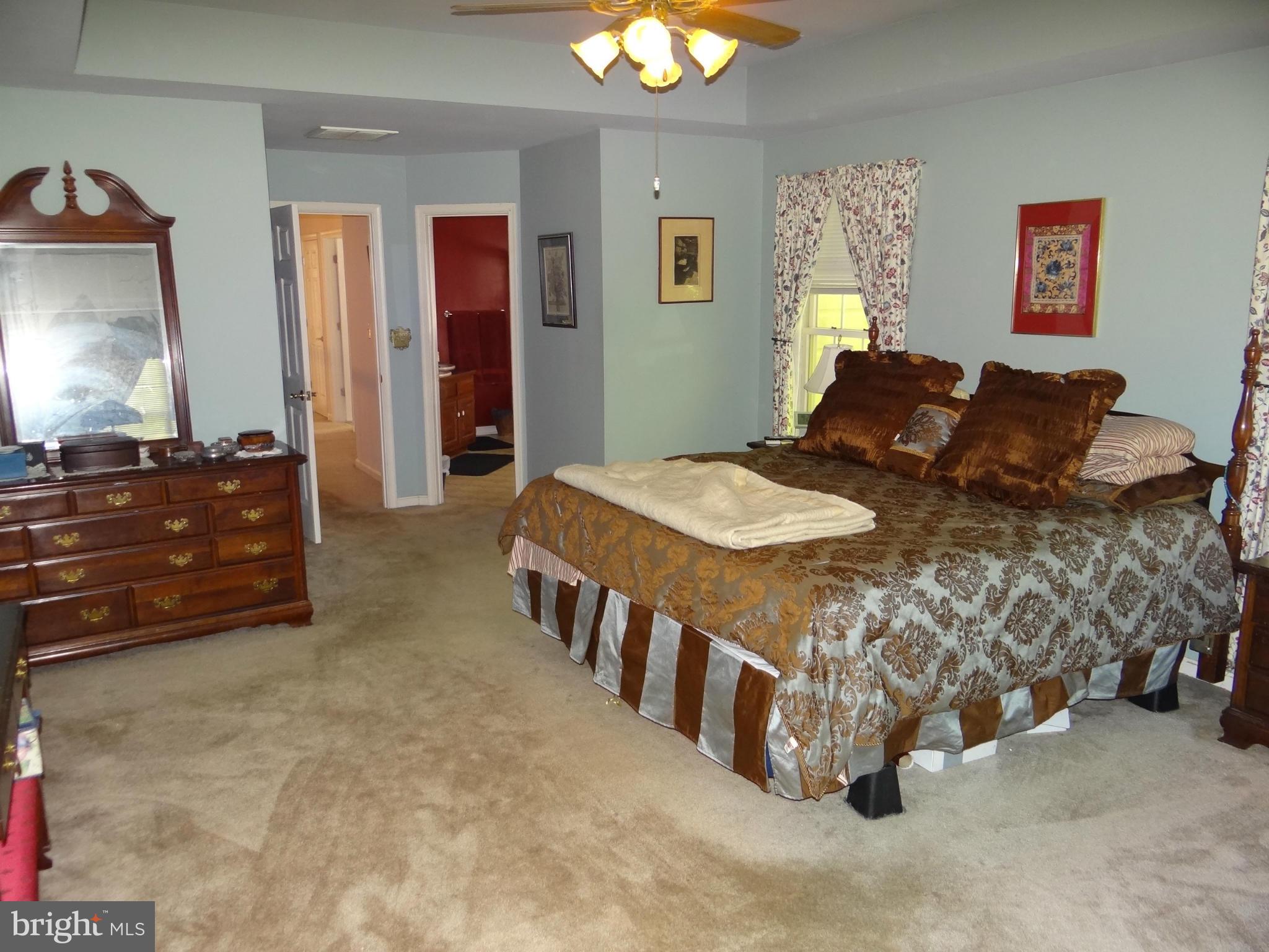 LEE'S HILL - Residential