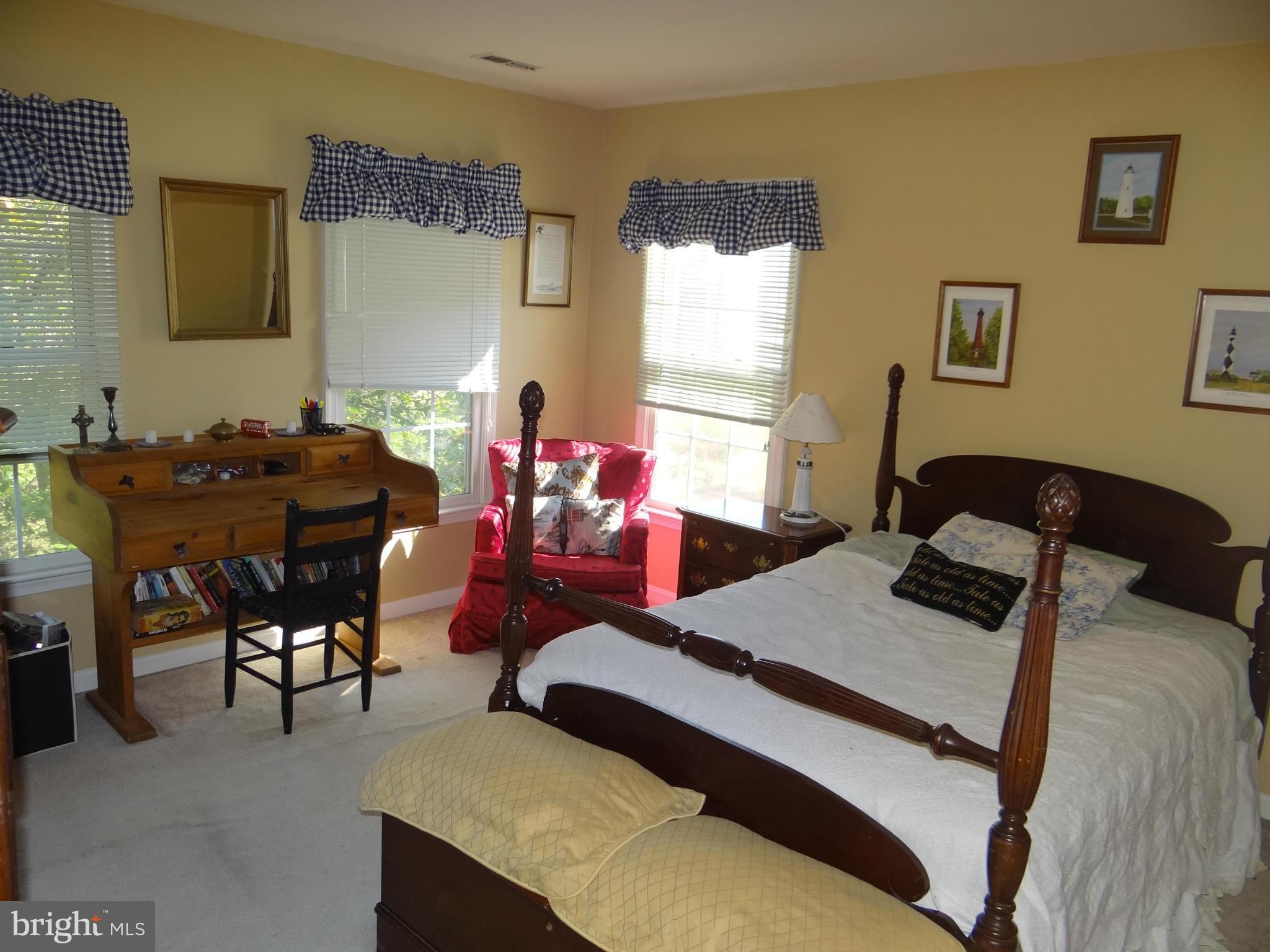 LEE'S HILL - Residential