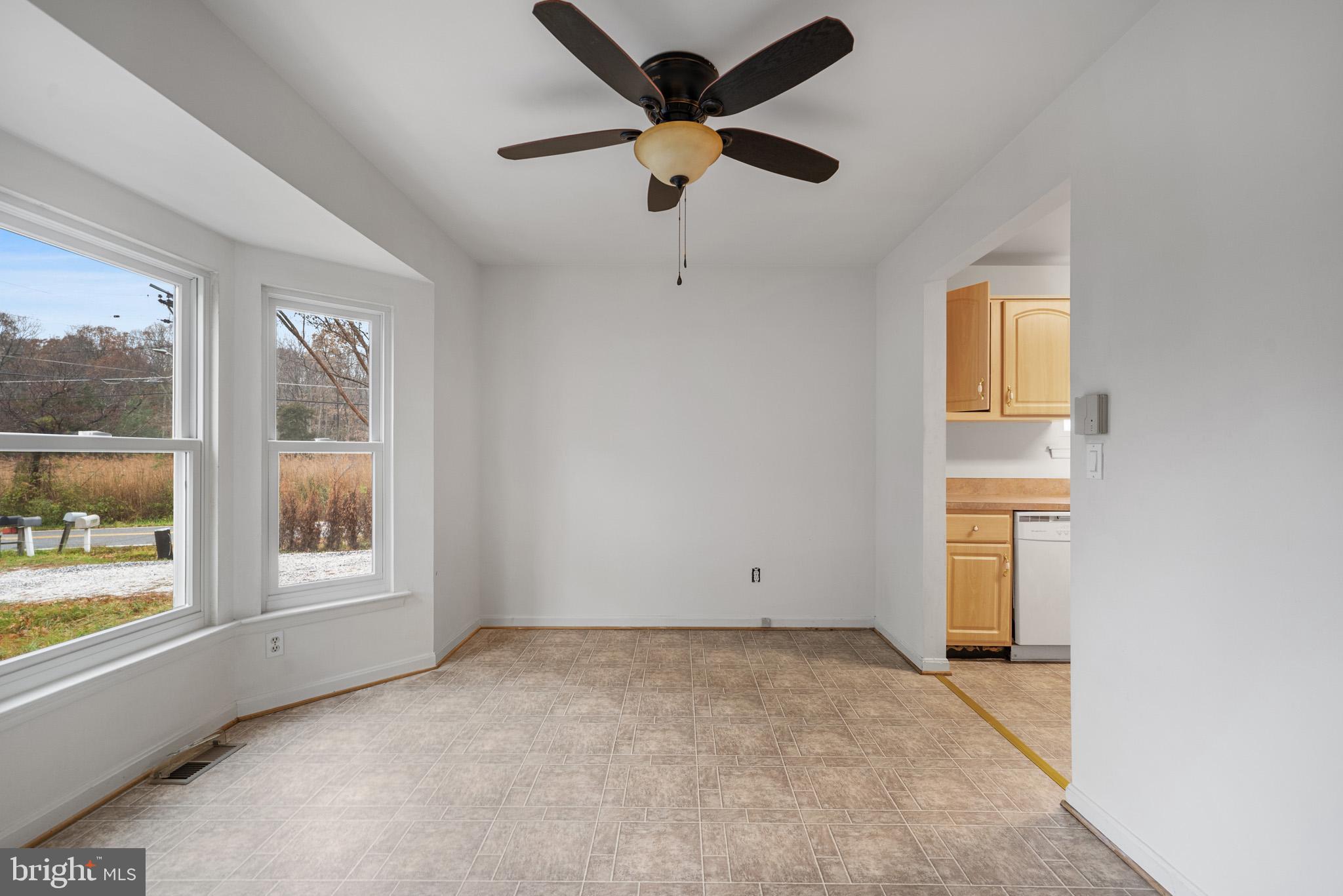 COLUMBIA BEACH - Residential