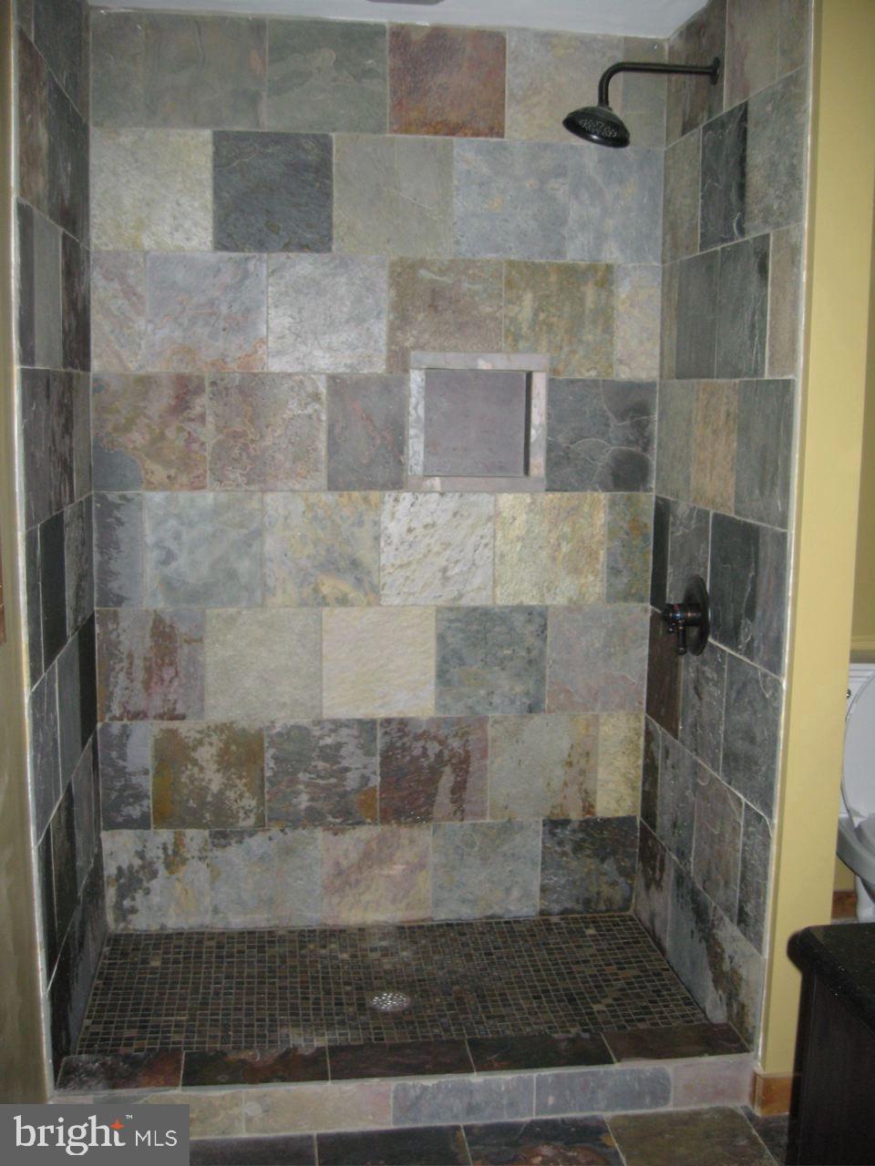 LOST RIVER VALLEY PROPERTY OWNERS ASSN - Residential