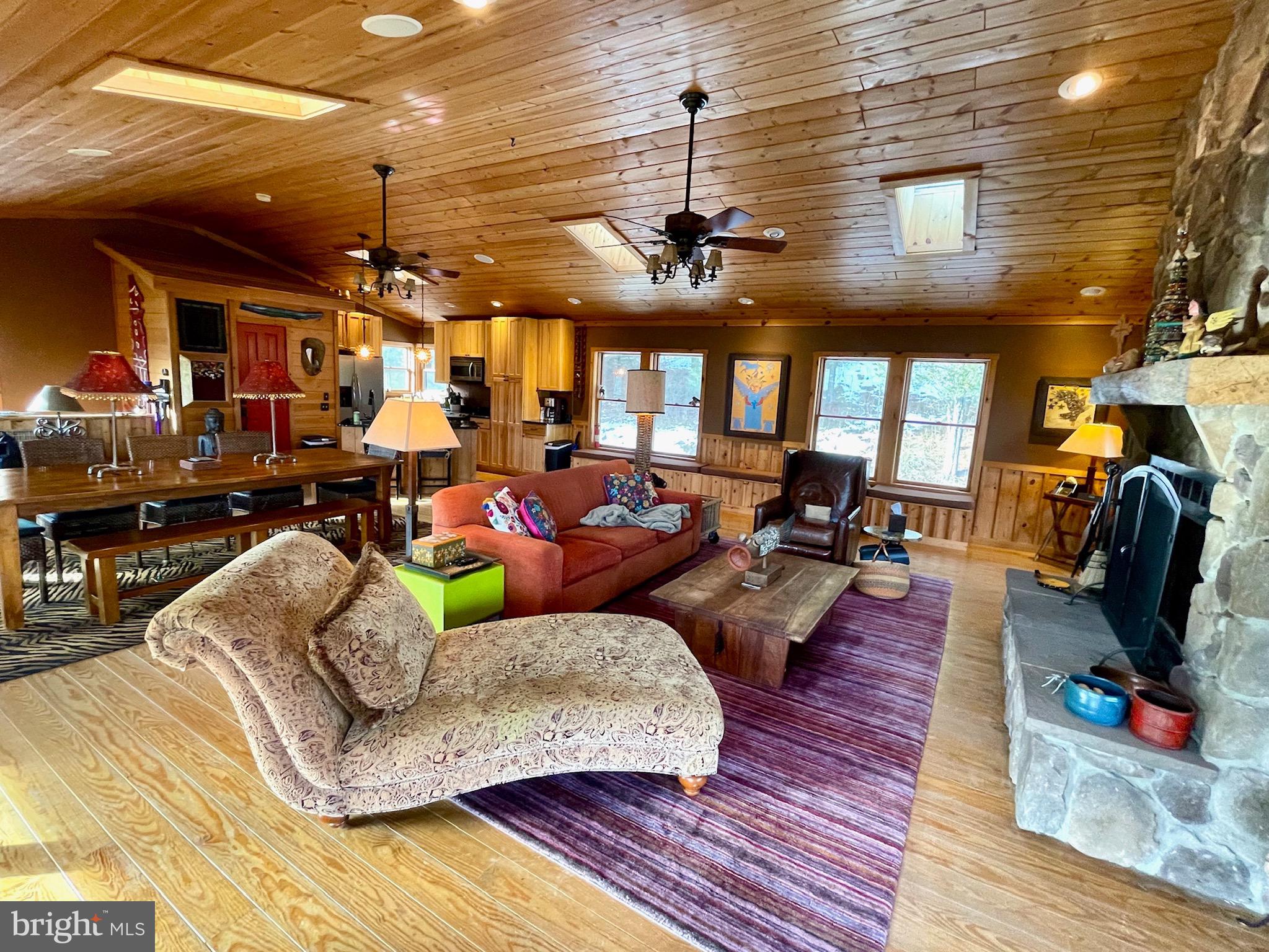 LOST RIVER VALLEY PROPERTY OWNERS ASSN - Residential