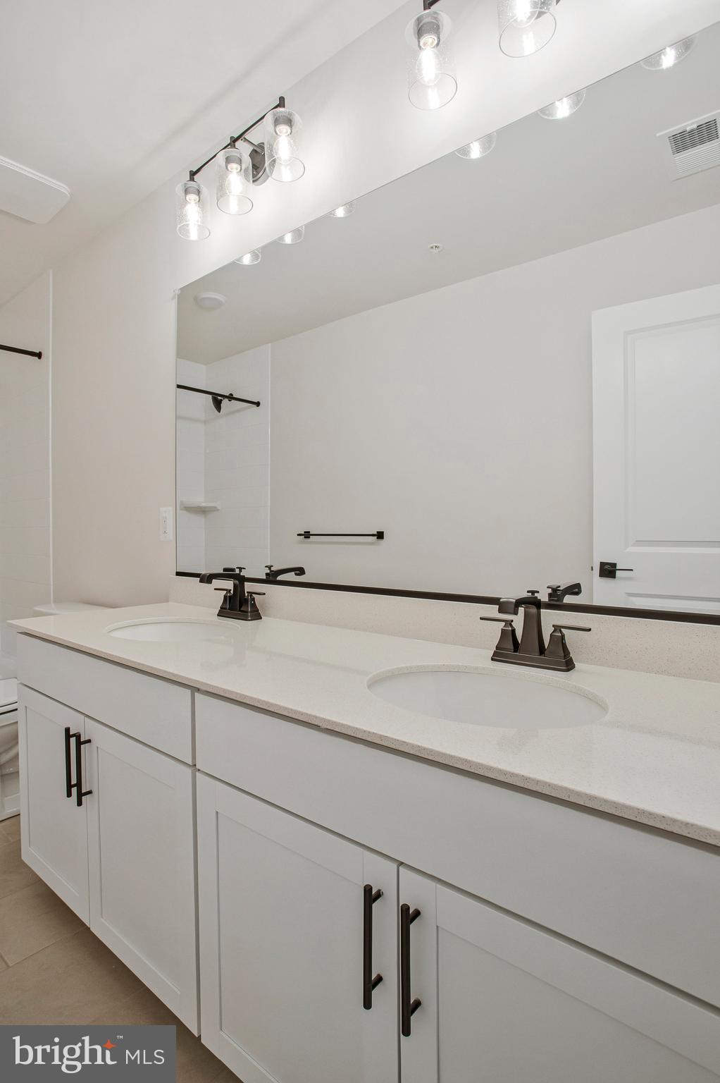 ROBERTS CROSSING - Residential