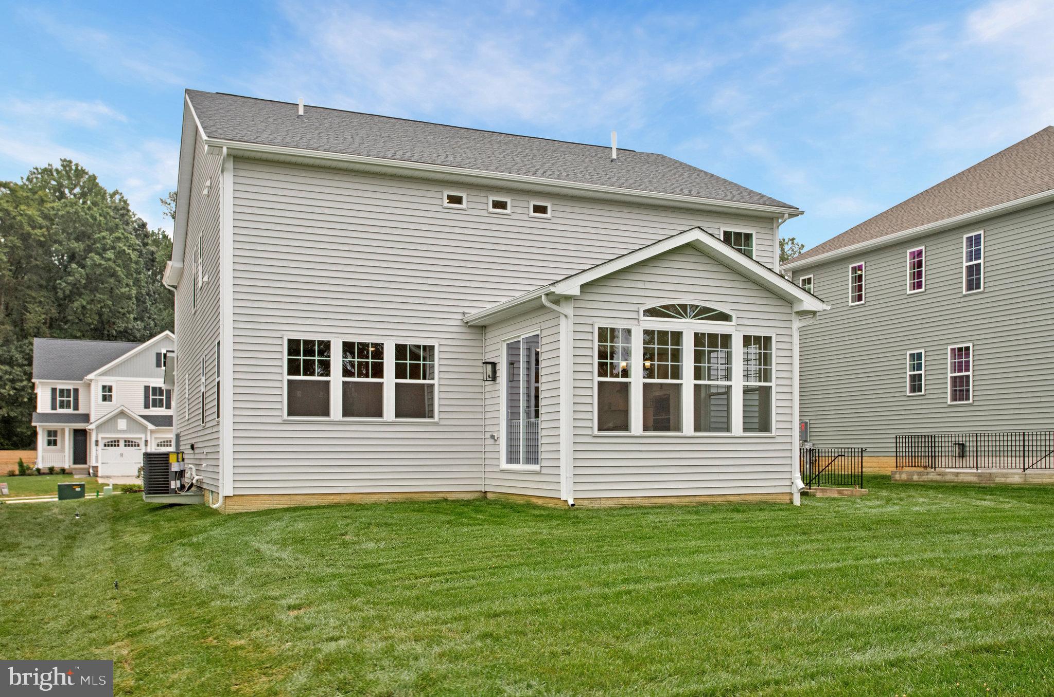 ROBERTS CROSSING - Residential