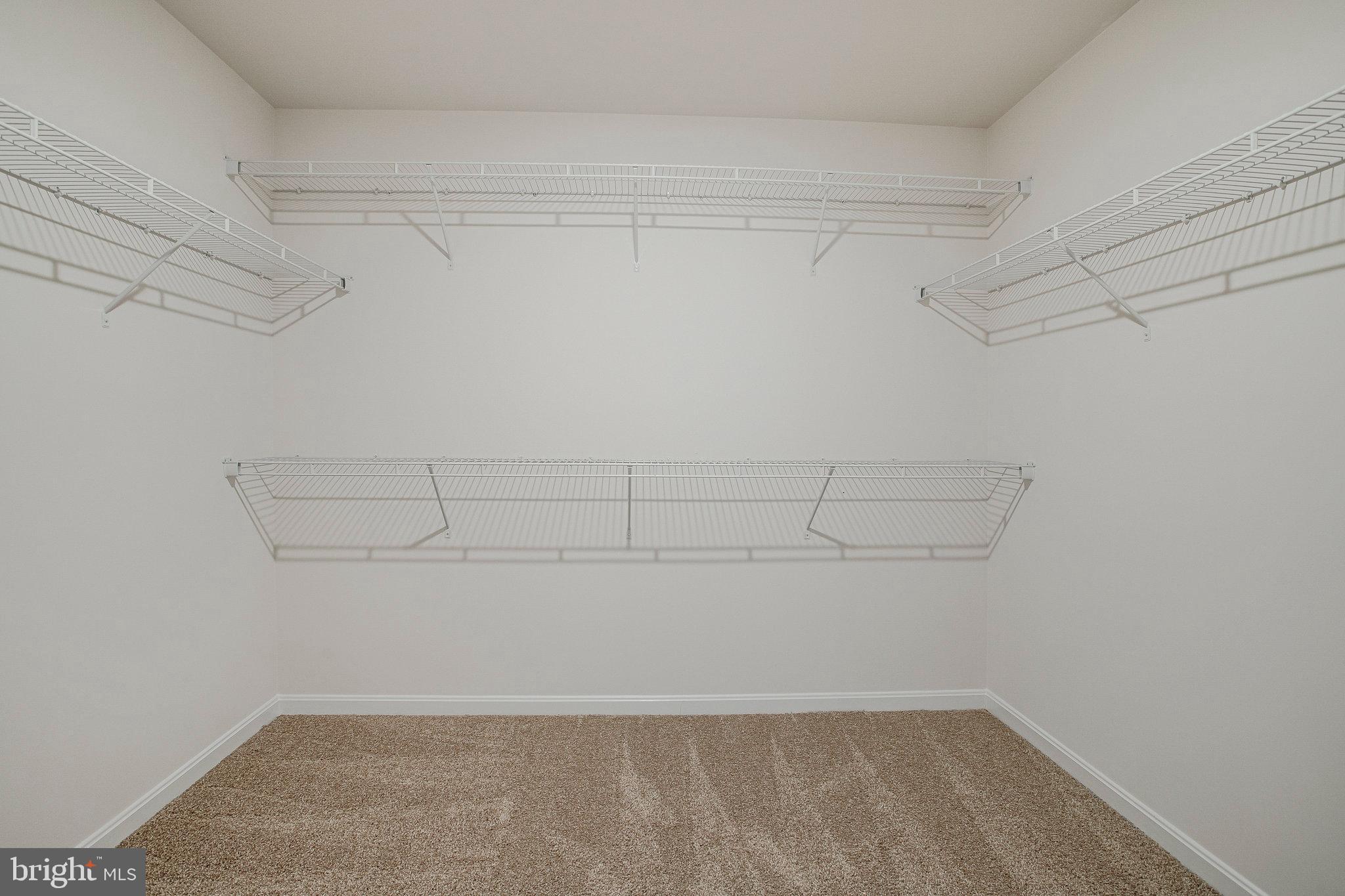 ROBERTS CROSSING - Residential