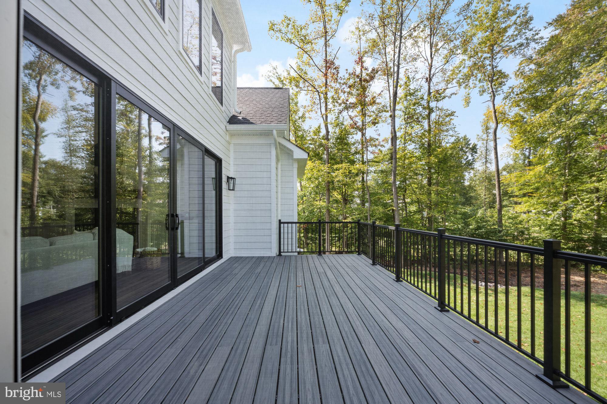 WATER EDGE ESTATES - Residential