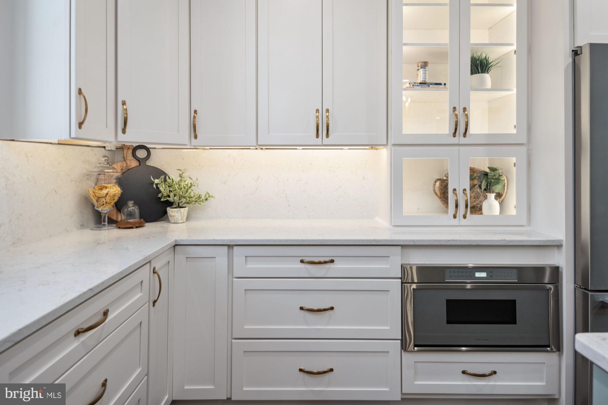 WATER EDGE ESTATES - Residential