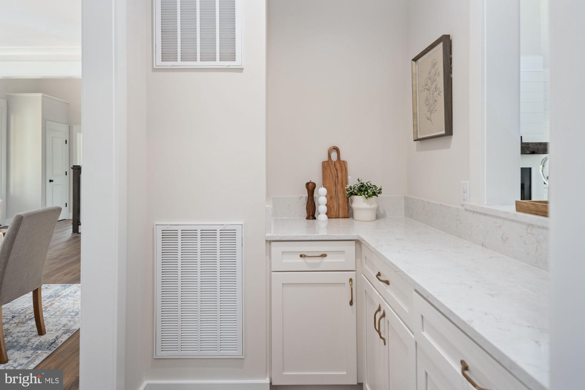 WATER EDGE ESTATES - Residential