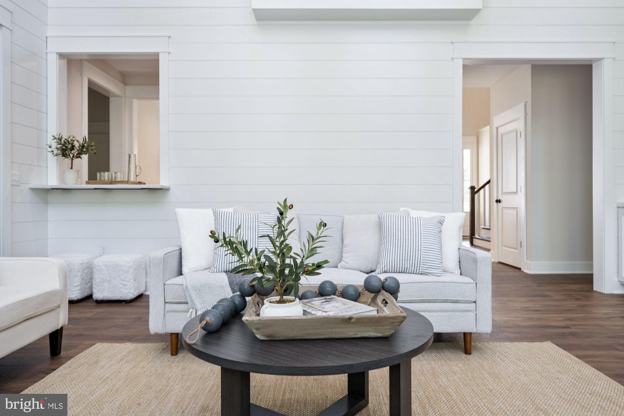 WATER EDGE ESTATES - Residential