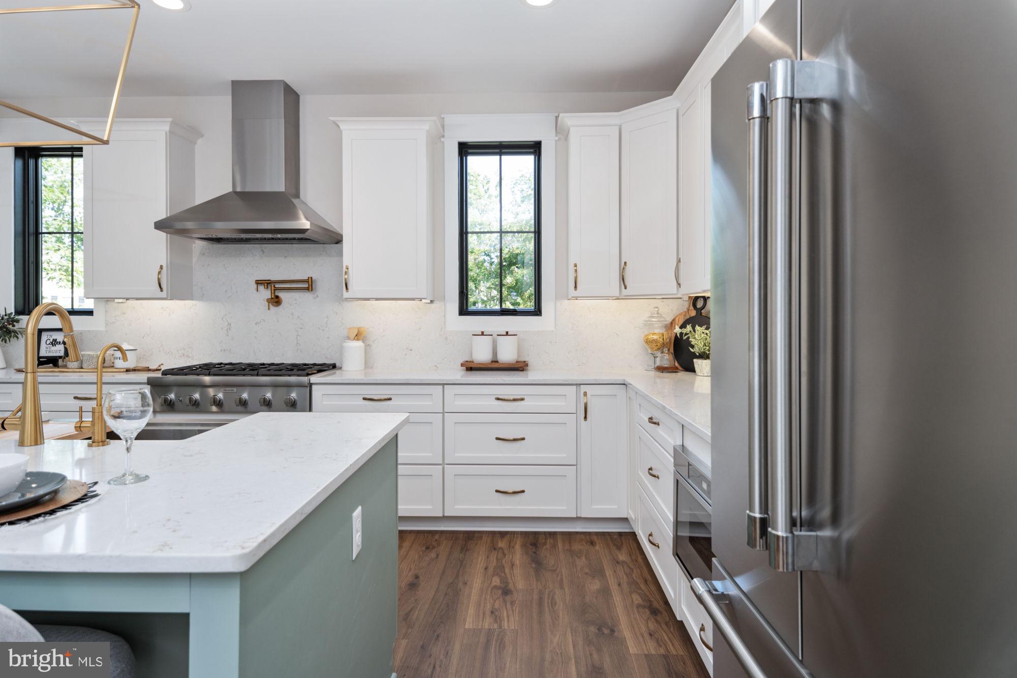 WATER EDGE ESTATES - Residential