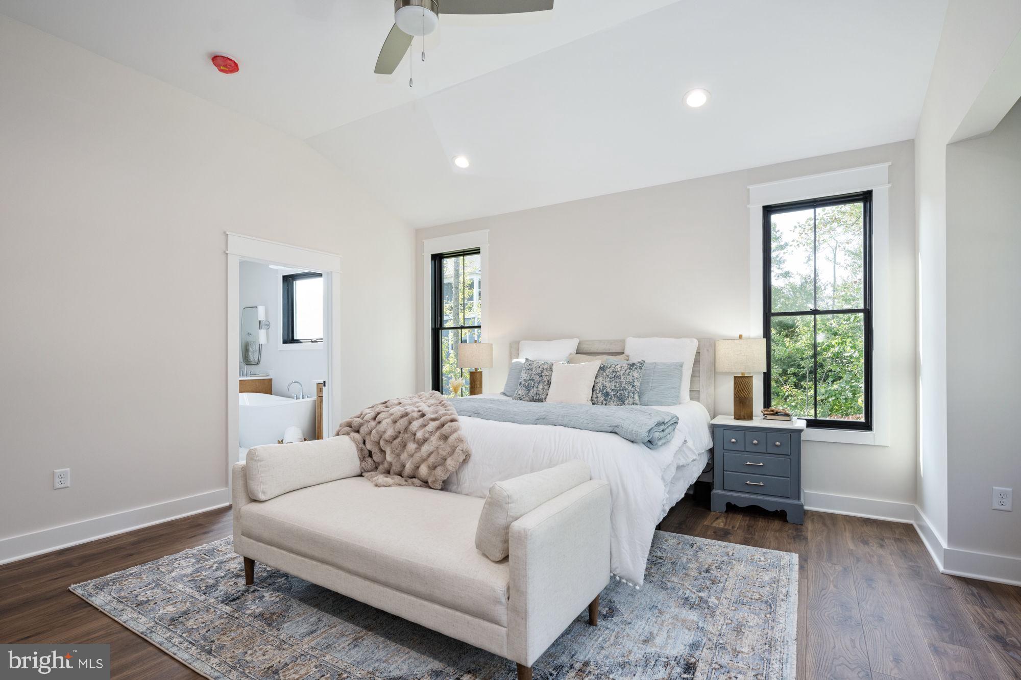 WATER EDGE ESTATES - Residential