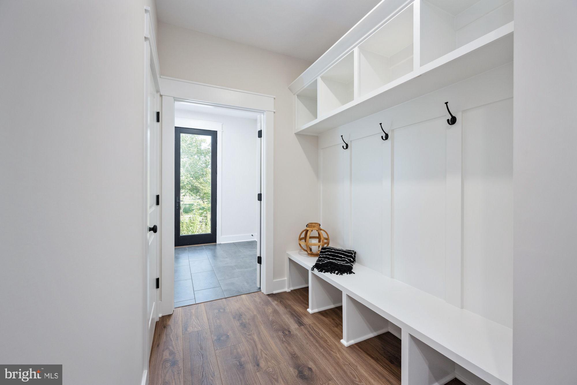 WATER EDGE ESTATES - Residential