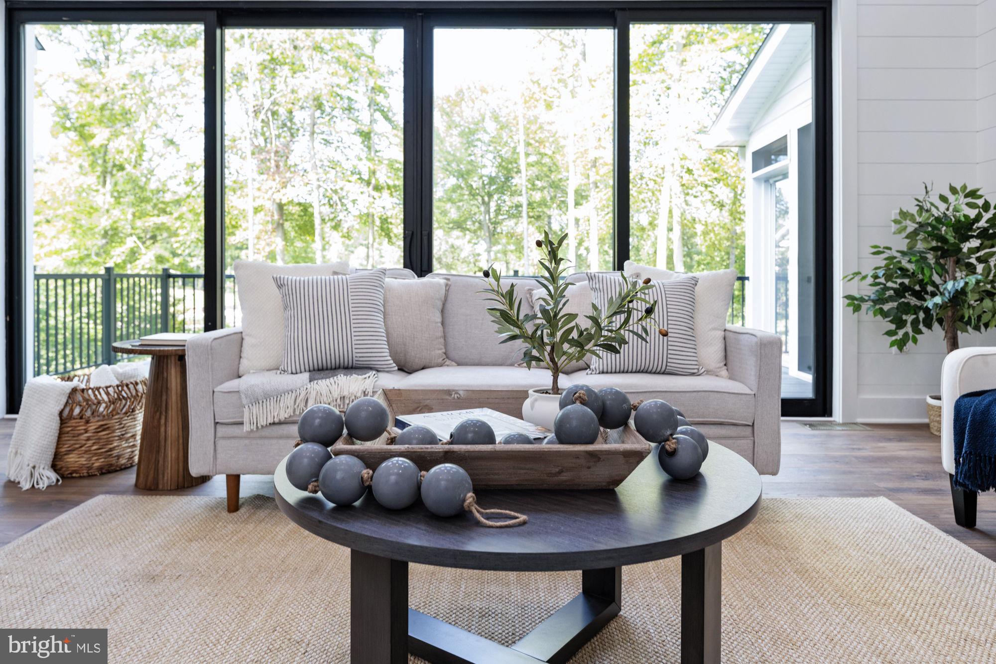 WATER EDGE ESTATES - Residential