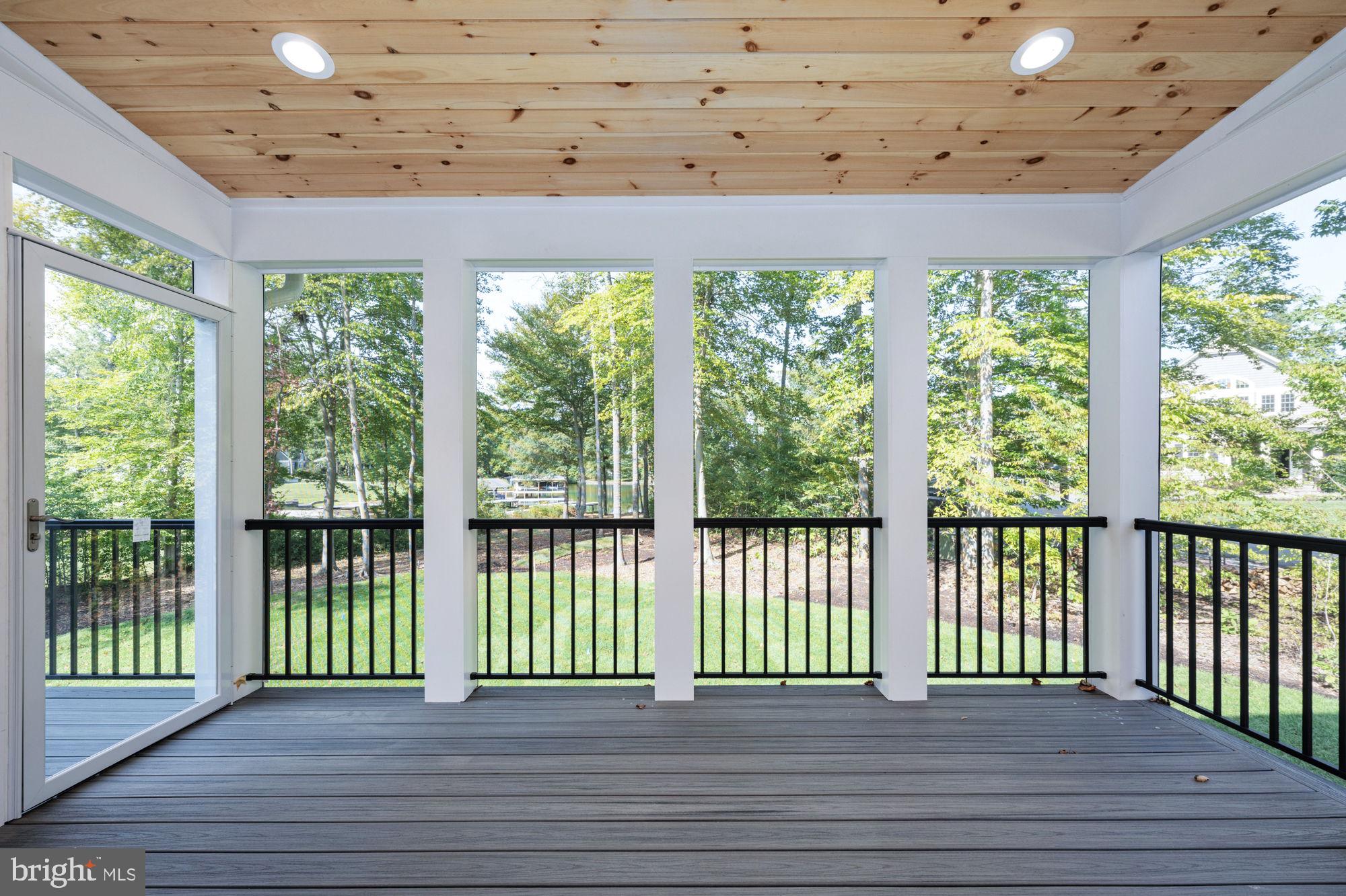 WATER EDGE ESTATES - Residential