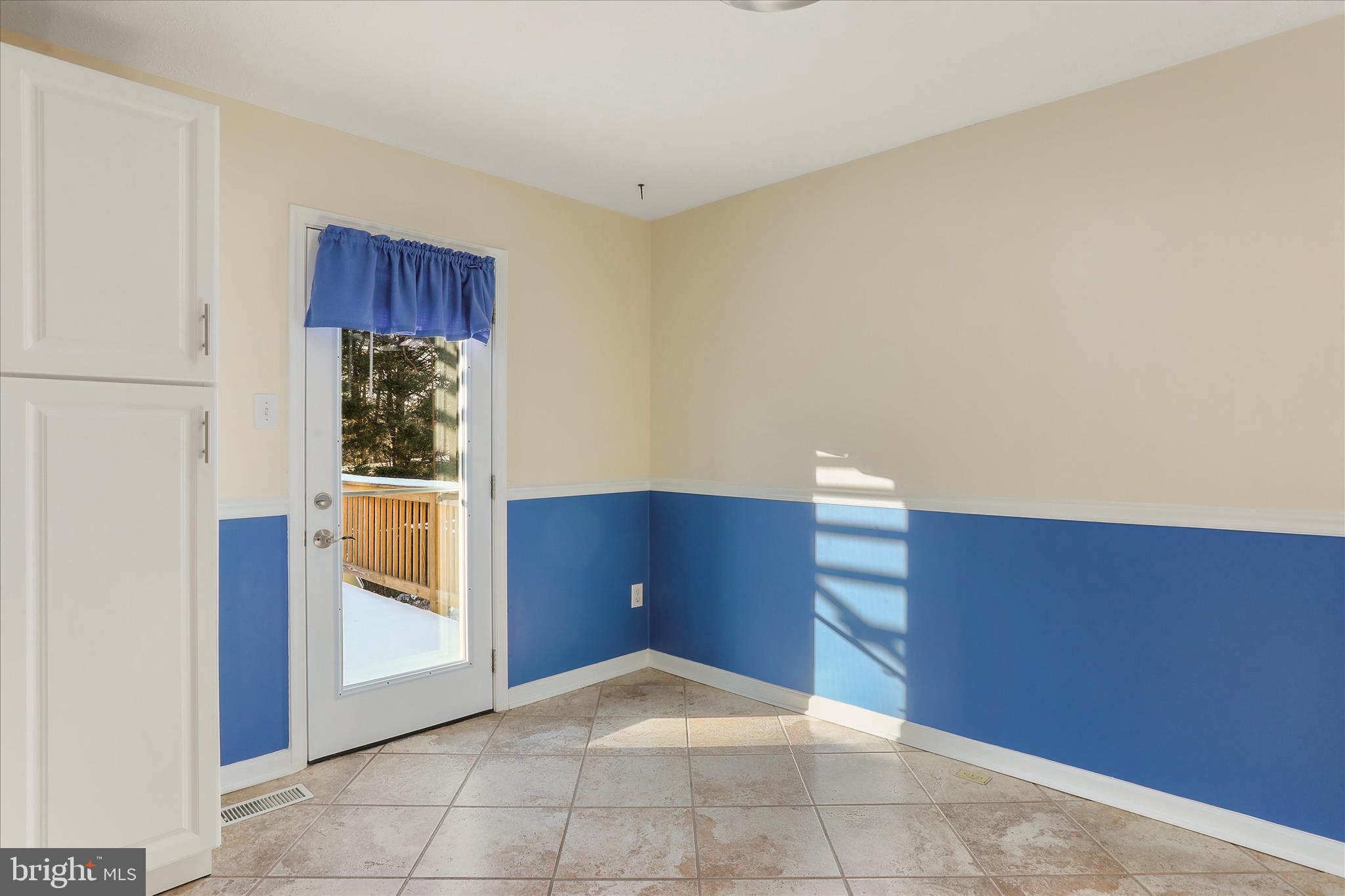 PARKVIEW TRAIL - Residential