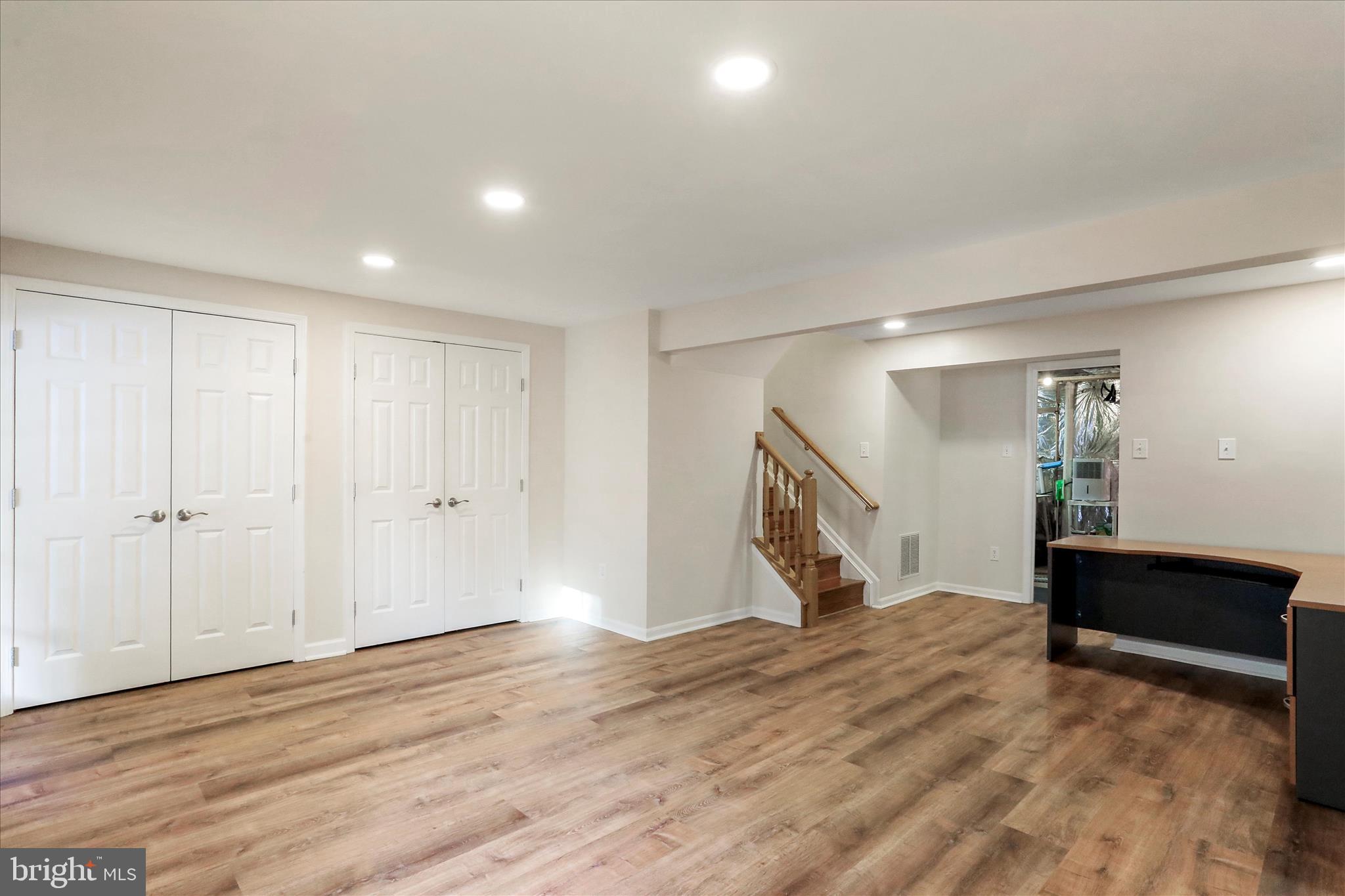 PARKVIEW TRAIL - Residential