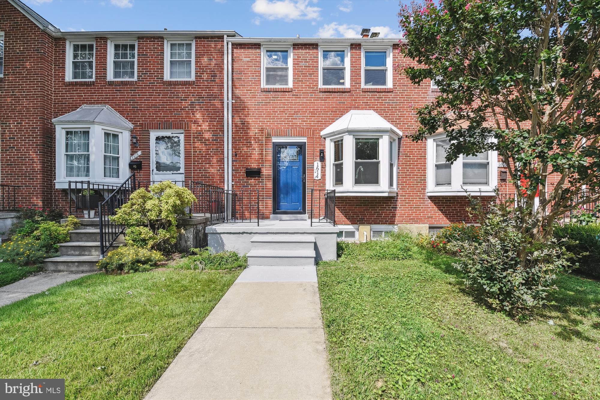 Come see this beautifully renovated 4-bedroom, 2 full bathroom townhouse located in a lovely neighborhood! This home features modern updates throughout, including recessed lighting, central air conditioning, and ceiling fans in every bedroom for year-round comfort. The stylish kitchen is fully equipped with stainless steel appliances, perfect for cooking and entertaining. Both bathrooms have been remodeled with contemporary finishes. Enjoy the convenience of an in-unit washer and dryer, and take advantage of the two-car parking pad in the rear of the property. Located just minutes from shopping, dining, schools, and commuter routes, this home combines comfort, style, and convenience in one perfect package. We expect this to go fast so schedule your showing today!