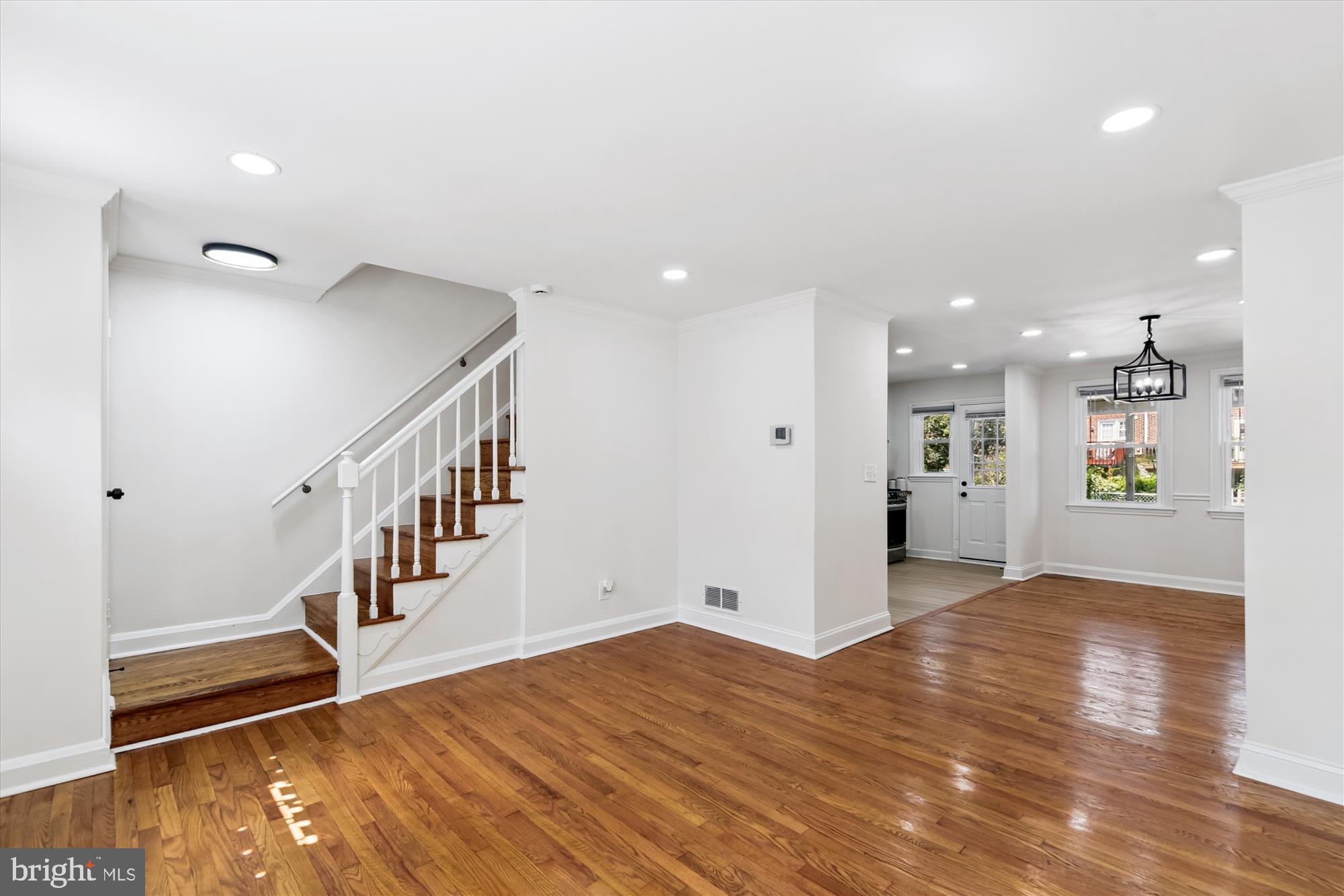 1614 HARDWICK ROAD
