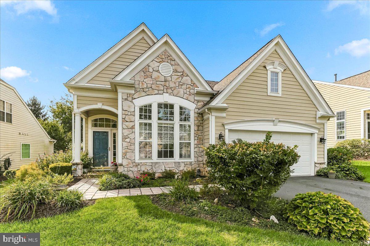 219 KATSURA DRIVE