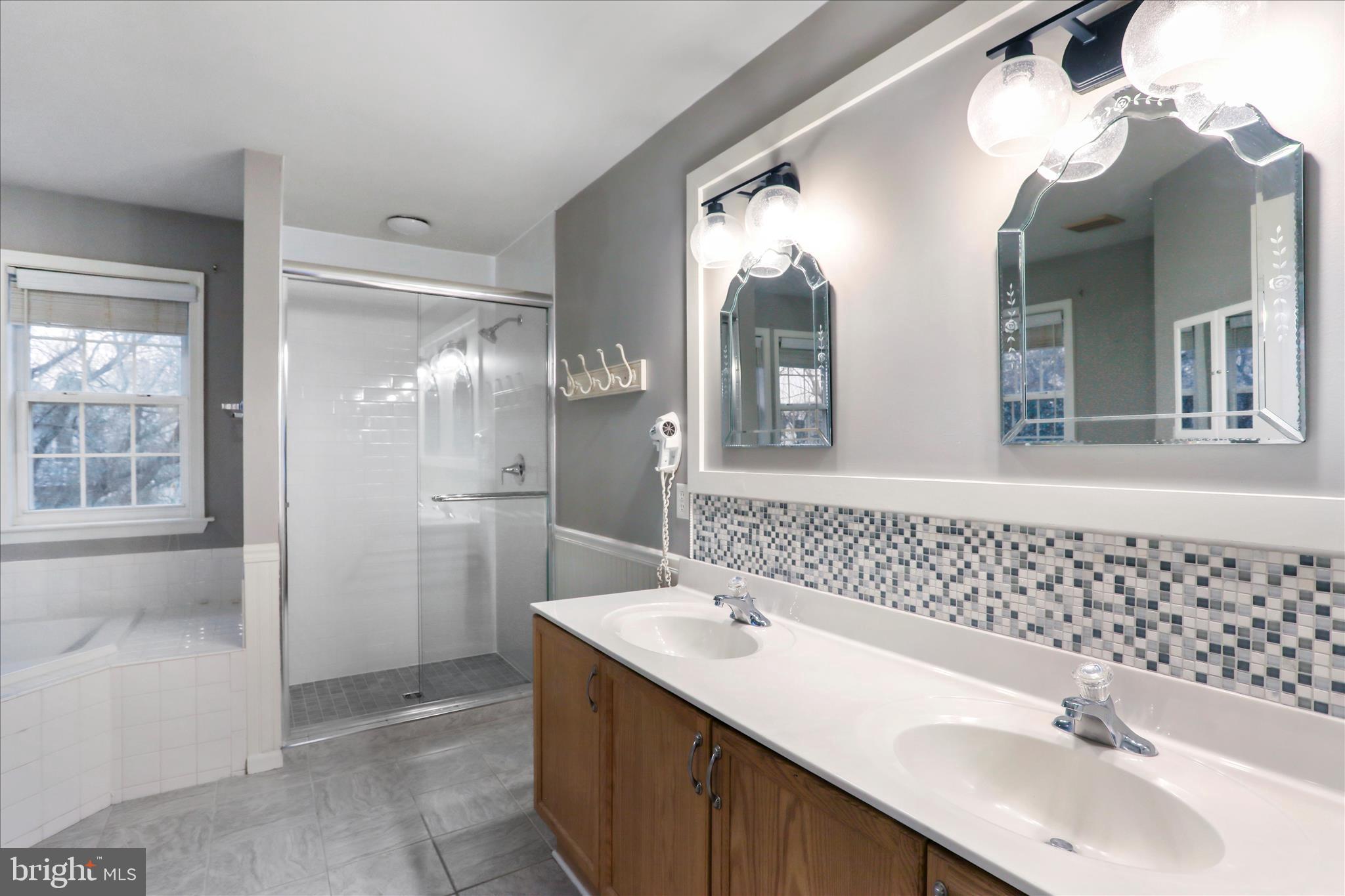 SYCAMORE VILLAGE - Residential