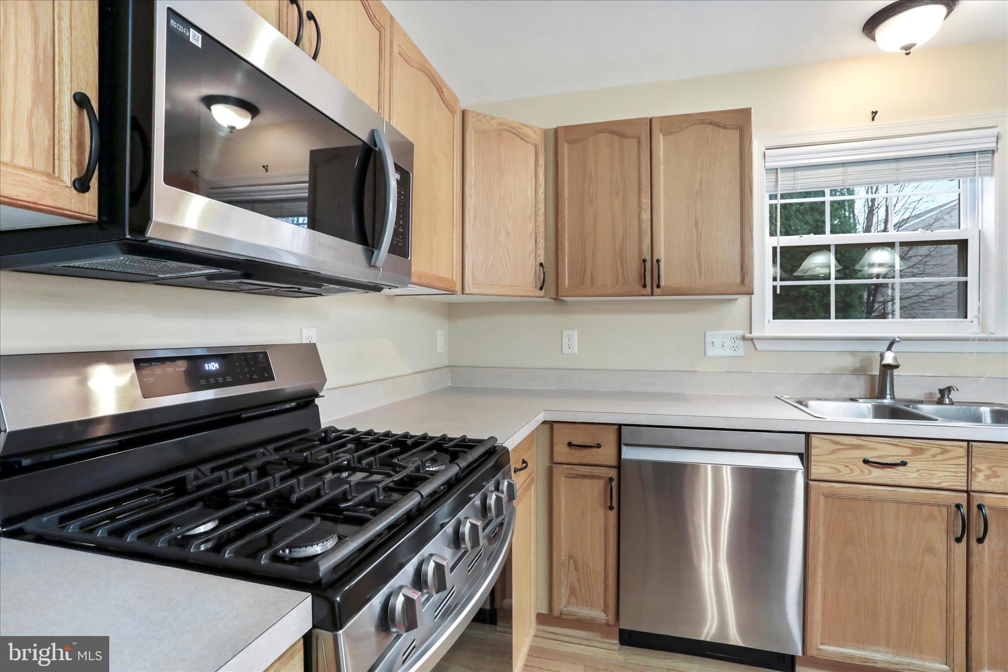 SYCAMORE VILLAGE - Residential