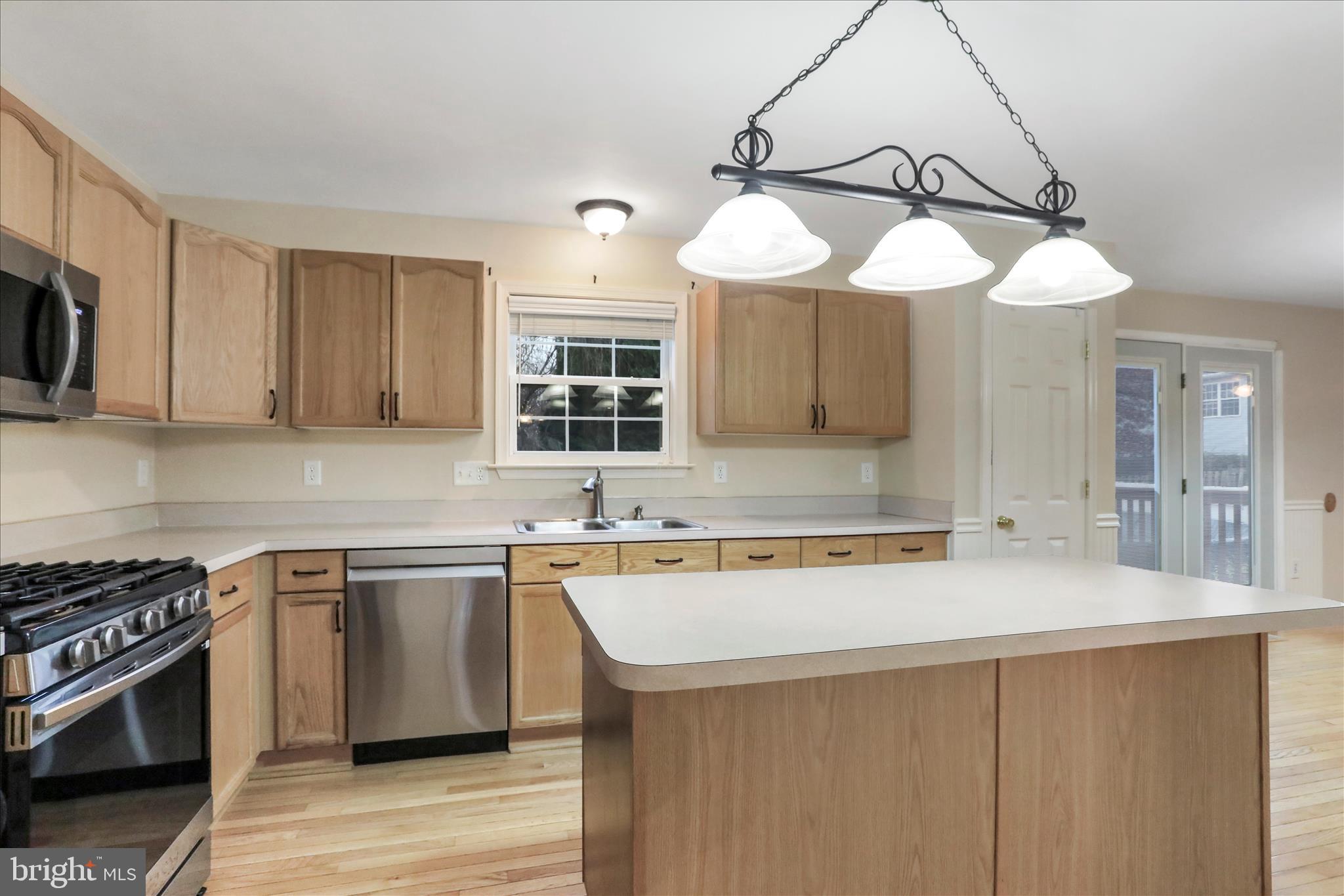 SYCAMORE VILLAGE - Residential