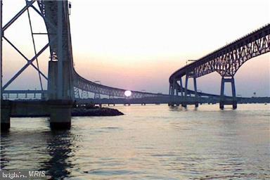 MALLARD RUN - Residential