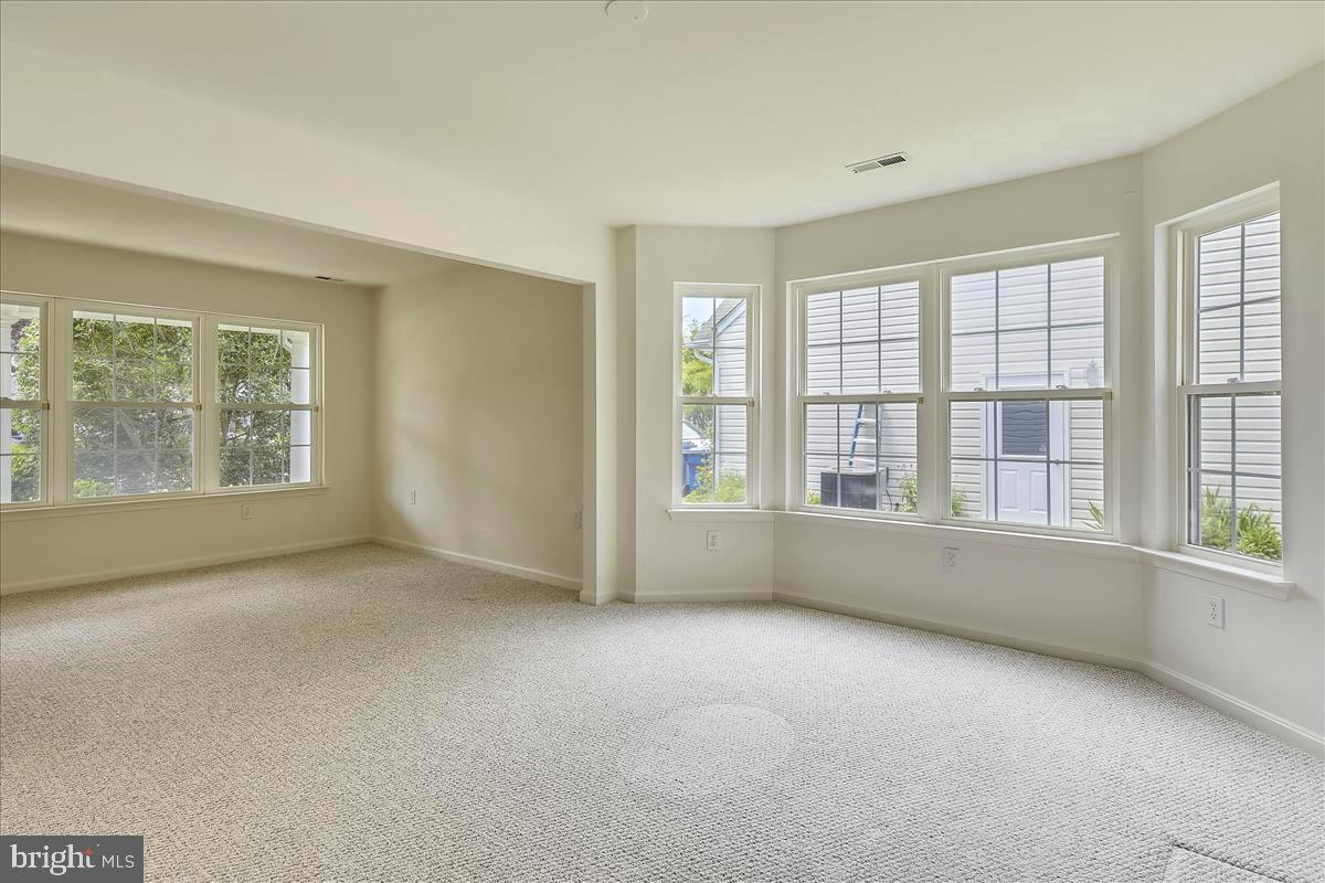 MALLARD RUN - Residential