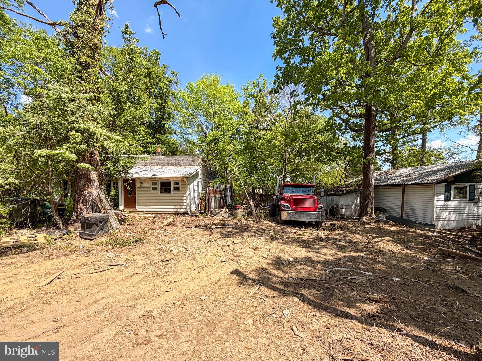 BRADDOCK ROAD - Residential