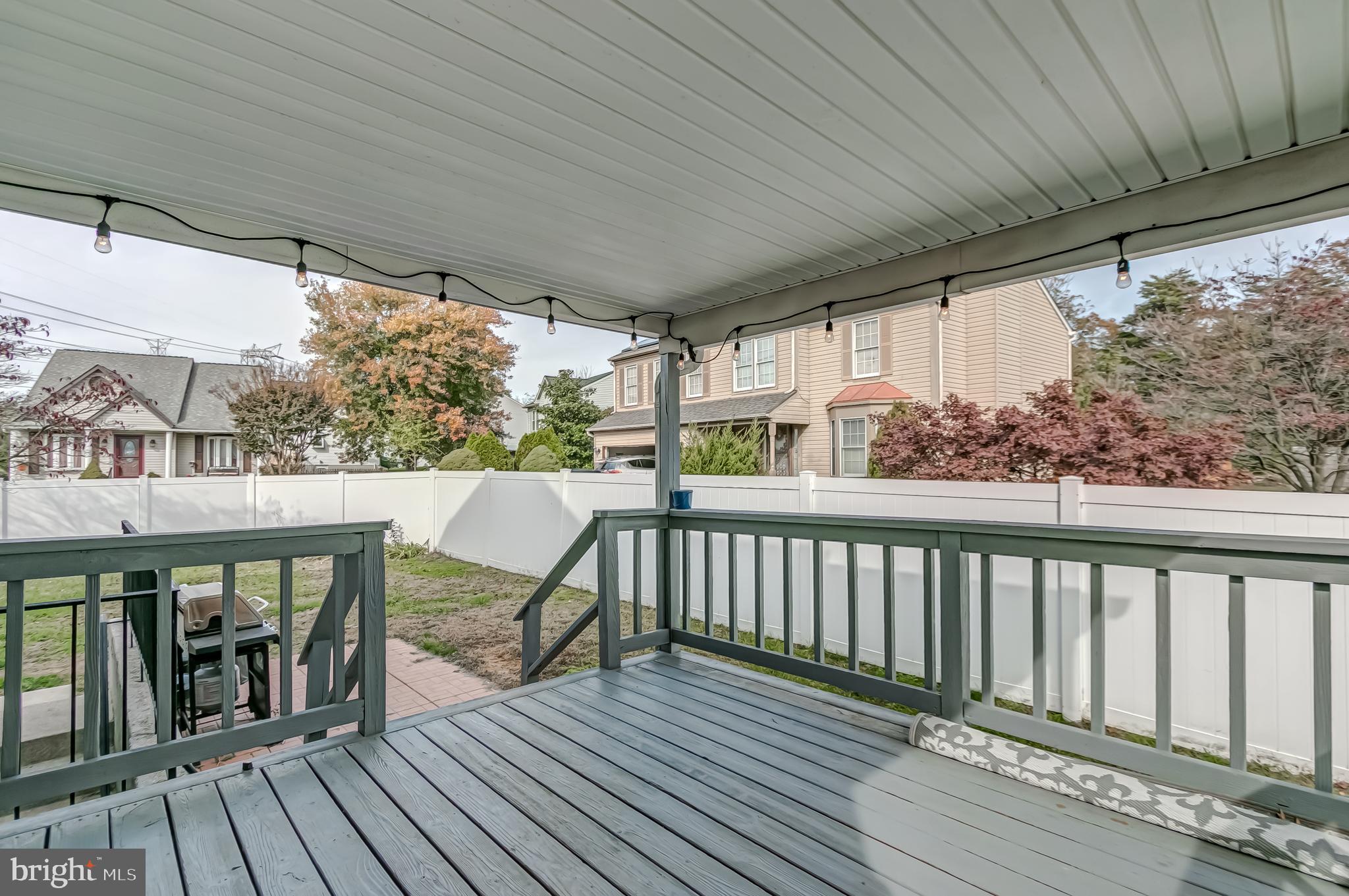 SUNNYFIELD ESTATES - Residential