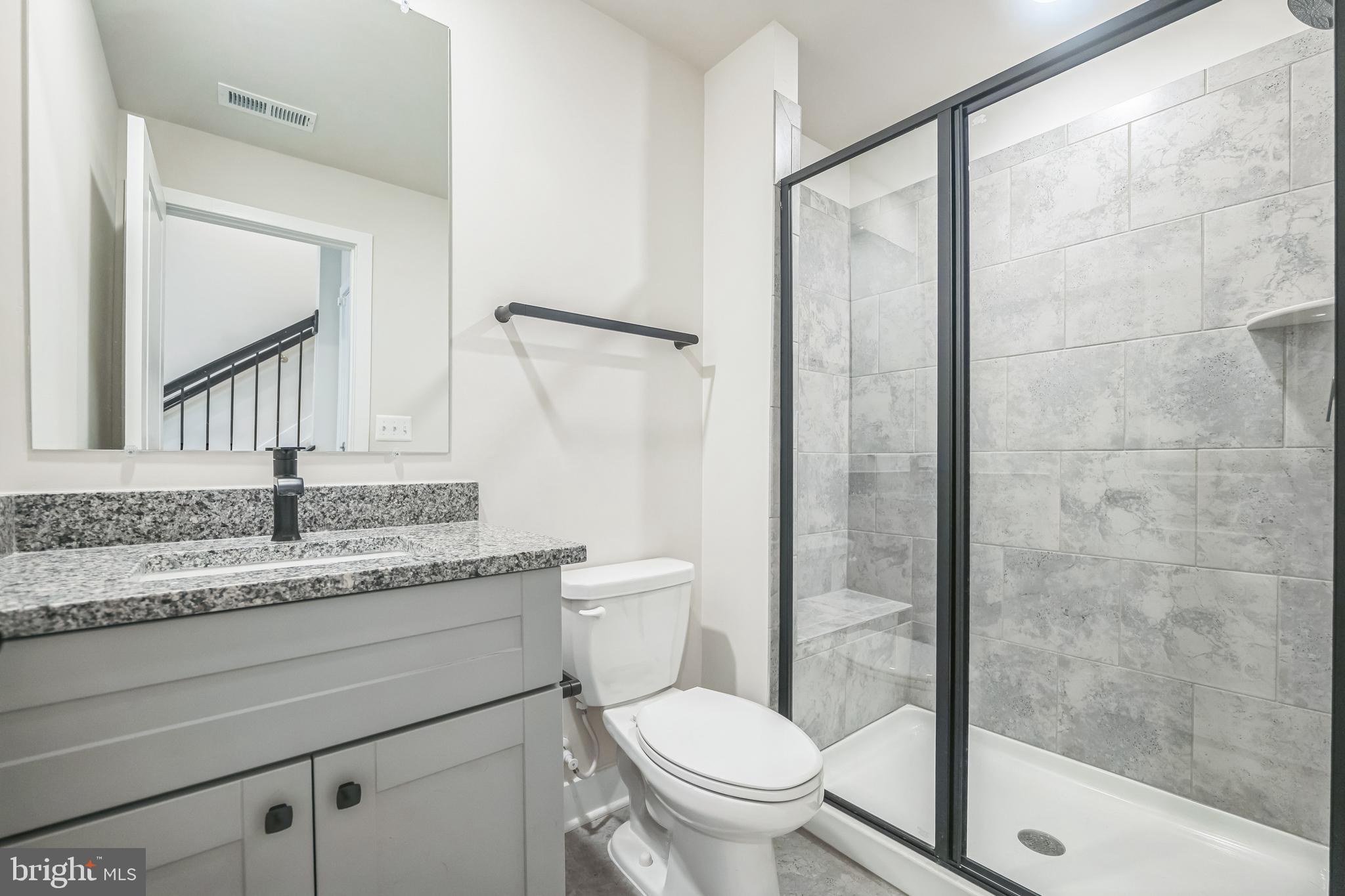 MEDFIELD - Residential
