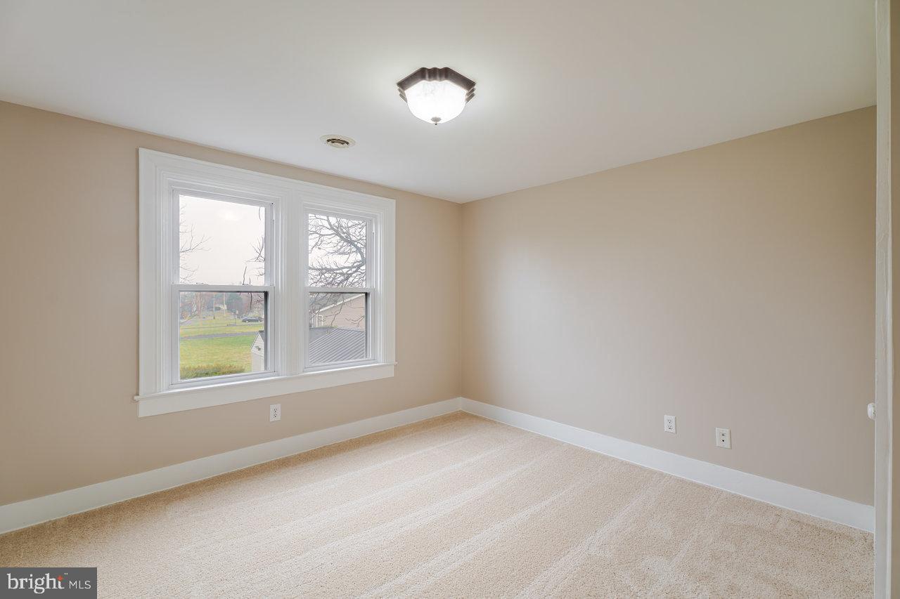 MARTINSBURG - Residential