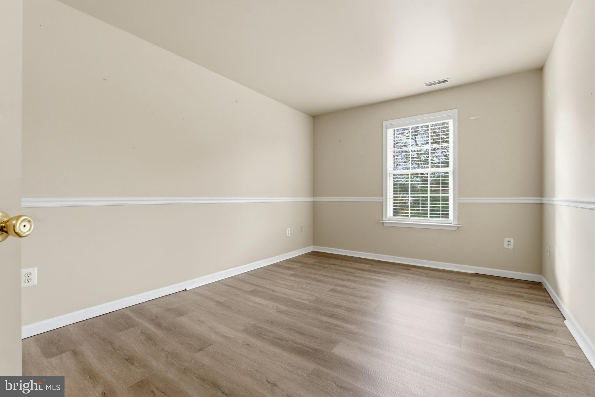 OLD FARM STATION - Residential Lease