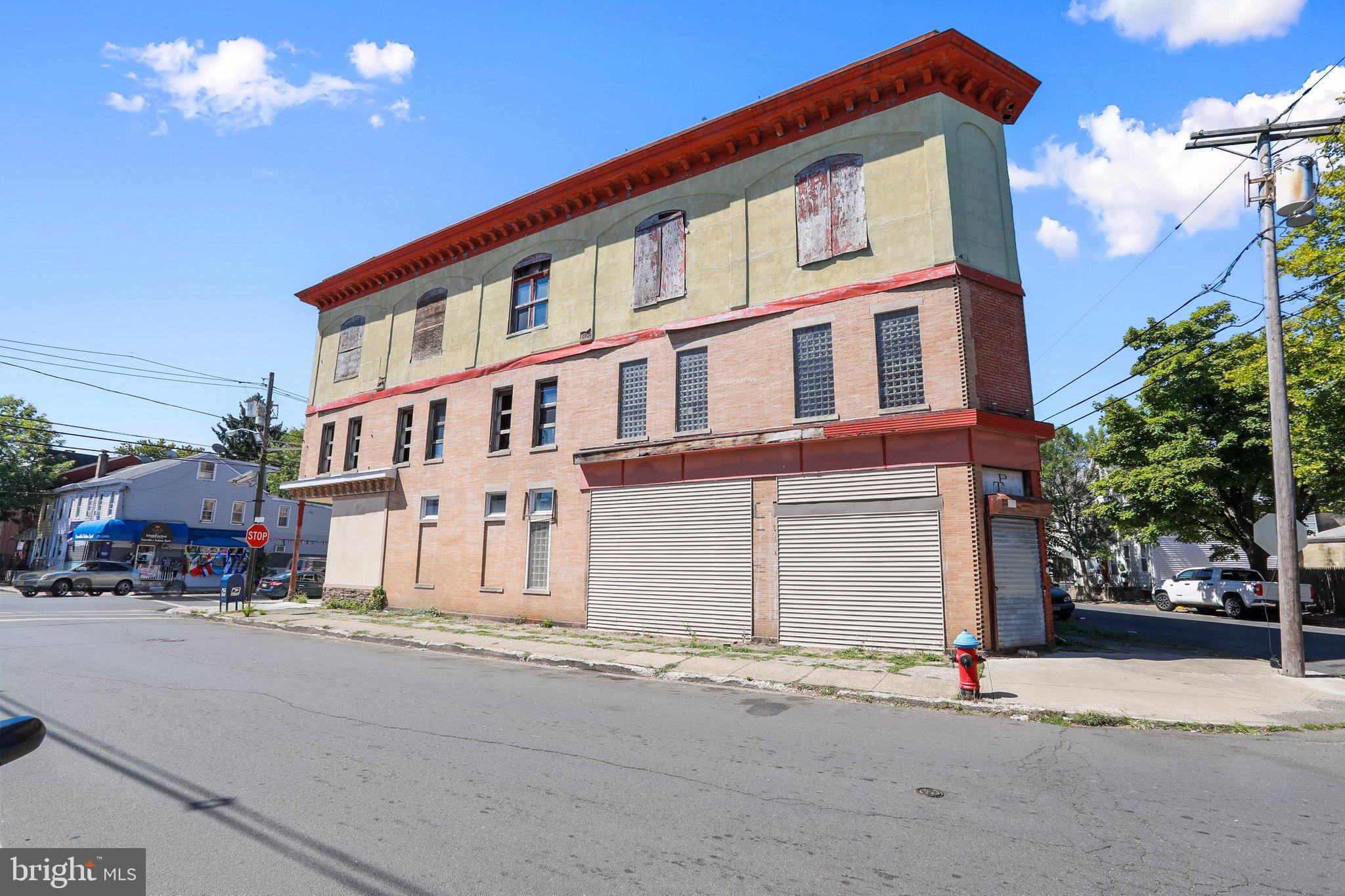 901 DIVISION STREET