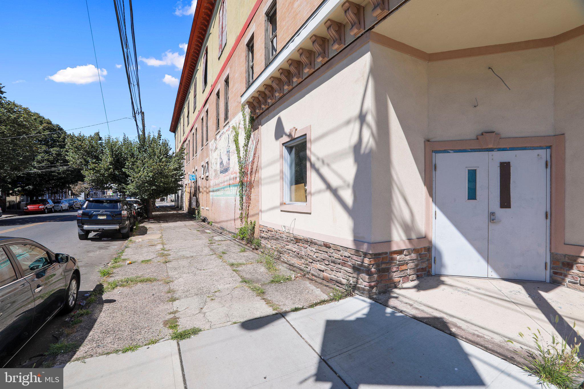 901 DIVISION STREET