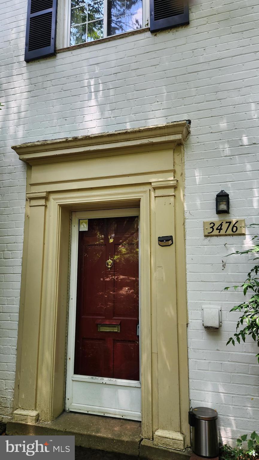 PARKFAIRFAX - Residential Lease