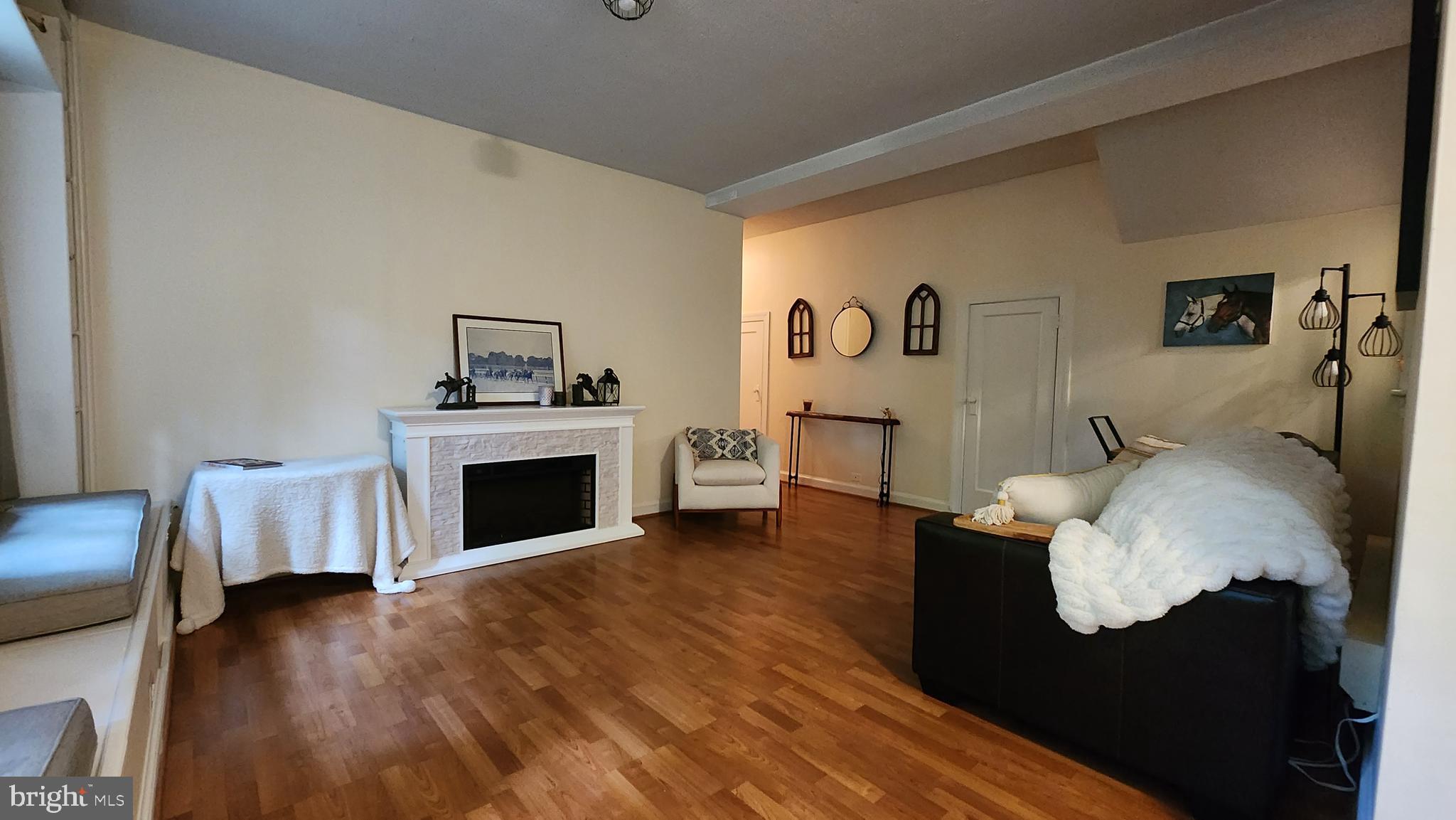 PARKFAIRFAX - Residential Lease