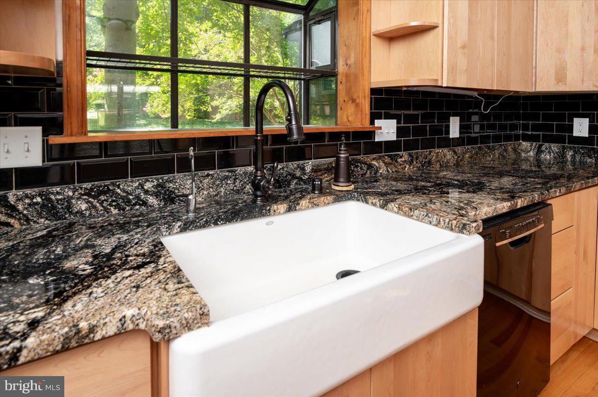 VALENTINE CREEK - Residential